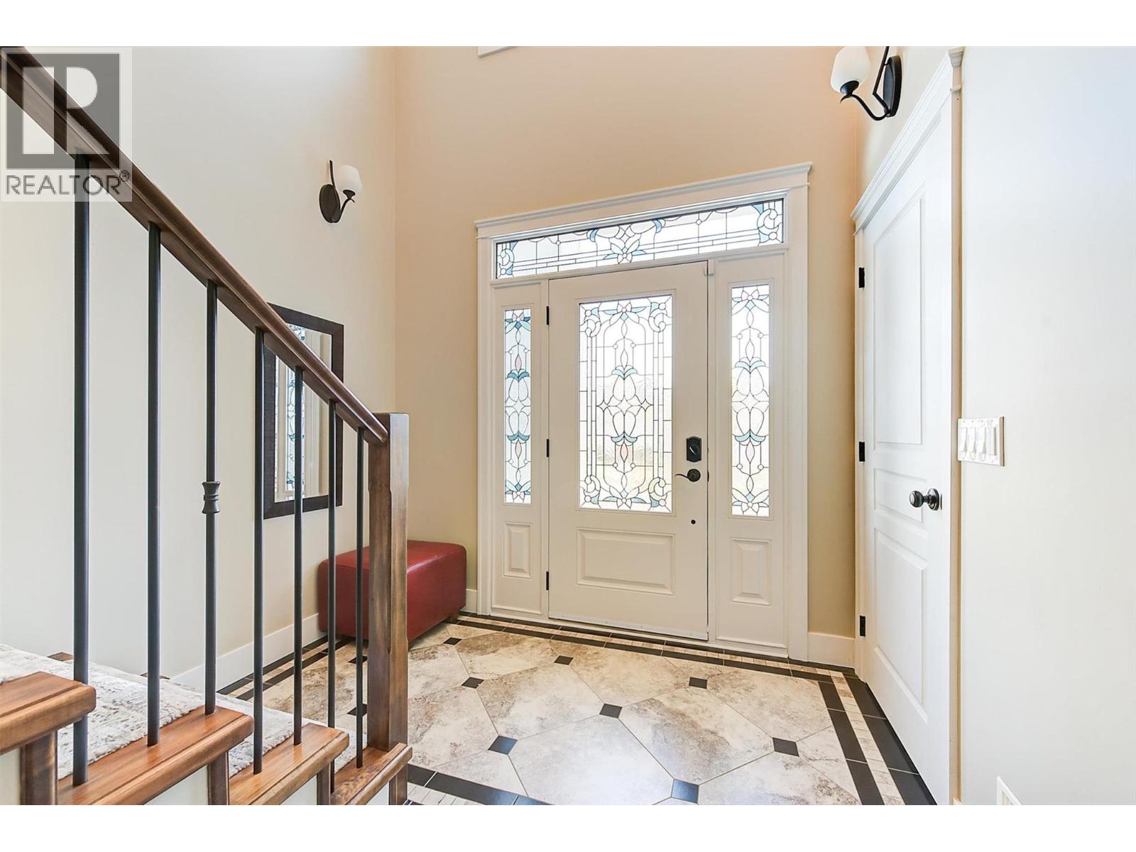 6148 Lipsett Avenue, Peachland, British Columbia  V0H 1X7 - Photo 6 - 10377250