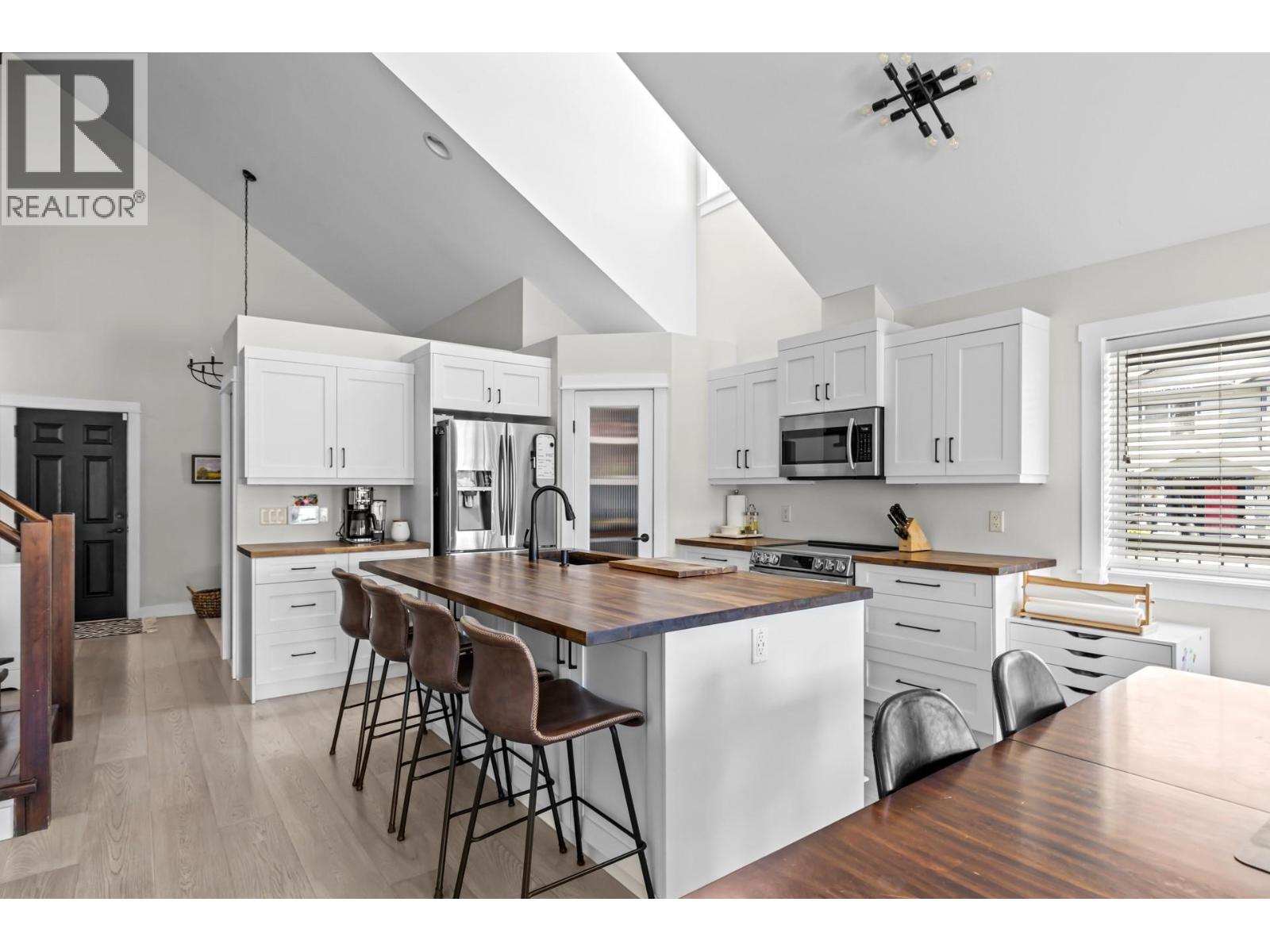 2079 Shelby Crescent, West Kelowna, British Columbia  V4T 3B2 - Photo 13 - 10381421