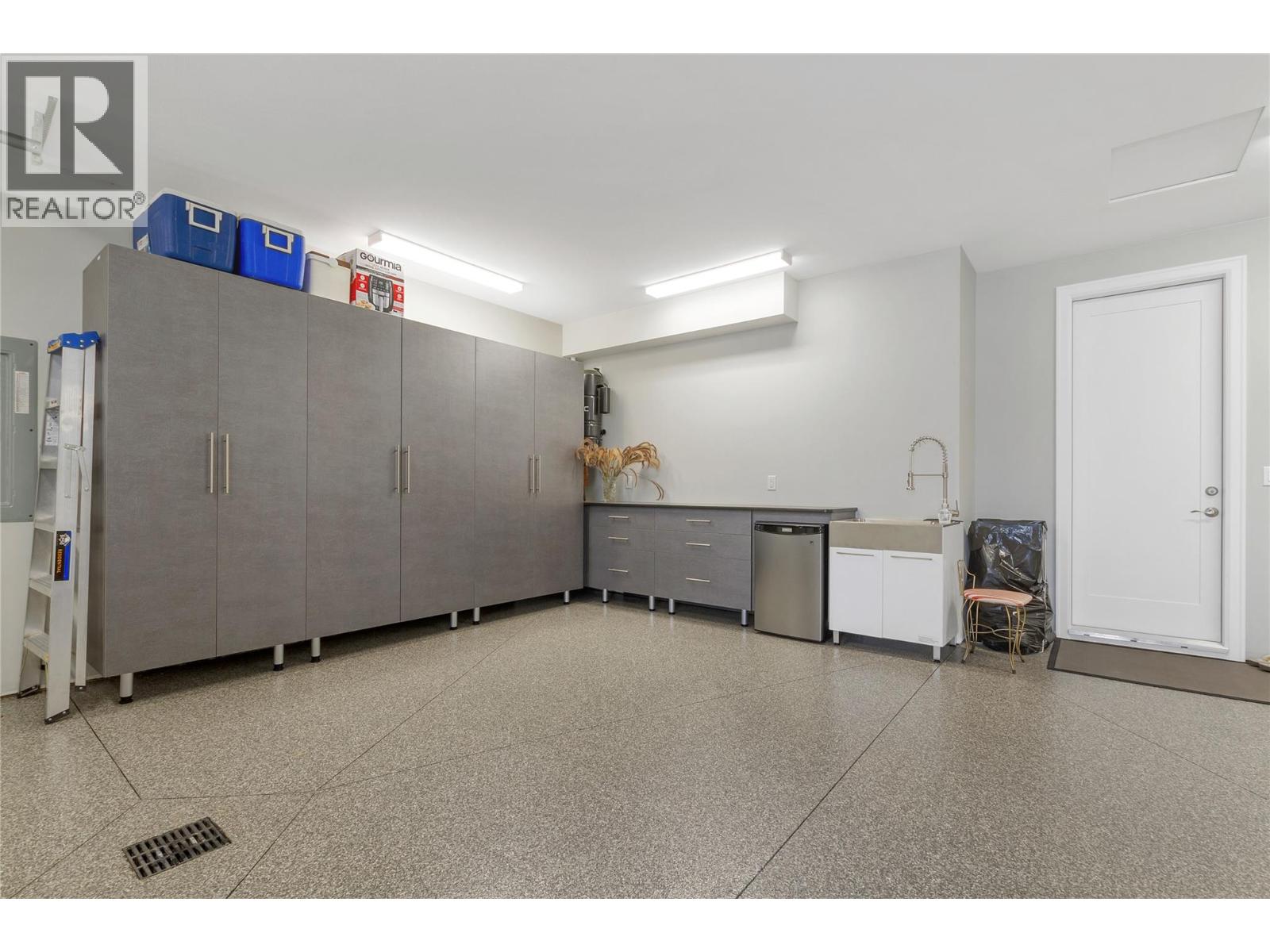 7091 Jasper Drive, Vernon, British Columbia  V1H 2J3 - Photo 45 - 10381029