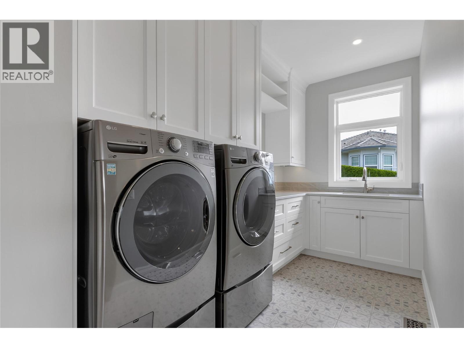 7091 Jasper Drive, Vernon, British Columbia  V1H 2J3 - Photo 48 - 10381029