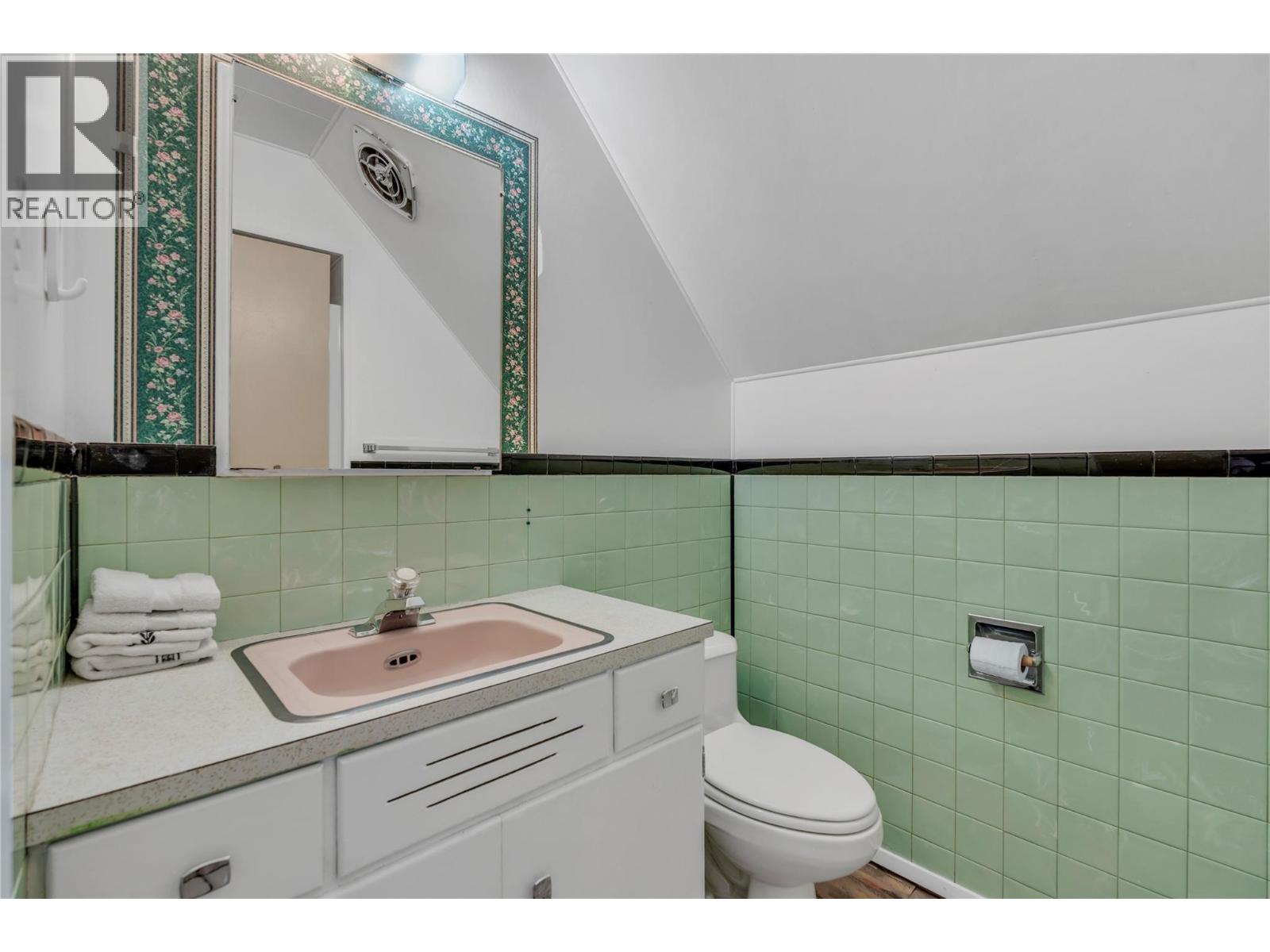 702 Winnipeg Street, Penticton, British Columbia  V2A 5N3 - Photo 19 - 10381554