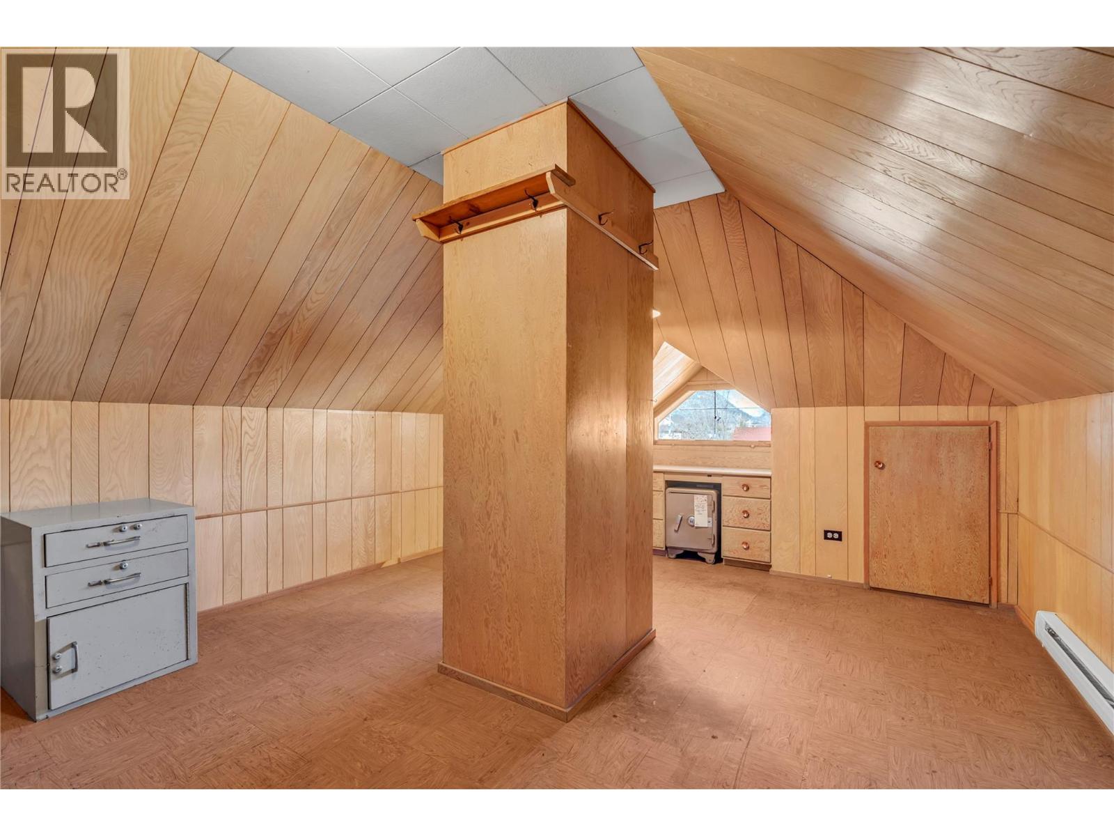 702 Winnipeg Street, Penticton, British Columbia  V2A 5N3 - Photo 21 - 10381554