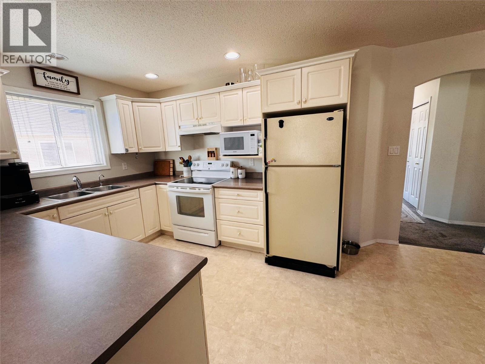 2130 Brycen Place, Grand Forks, British Columbia  V0H 1H0 - Photo 19 - 10381417