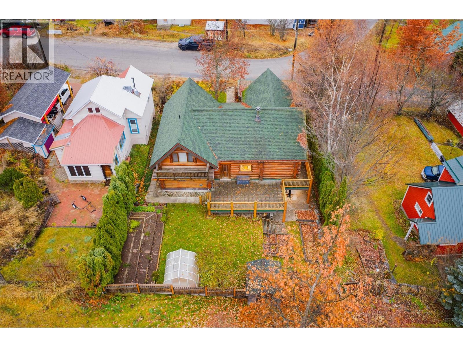 2266 Fifth Avenue, Rossland, British Columbia  V0G 1Y0 - Photo 79 - 10381336