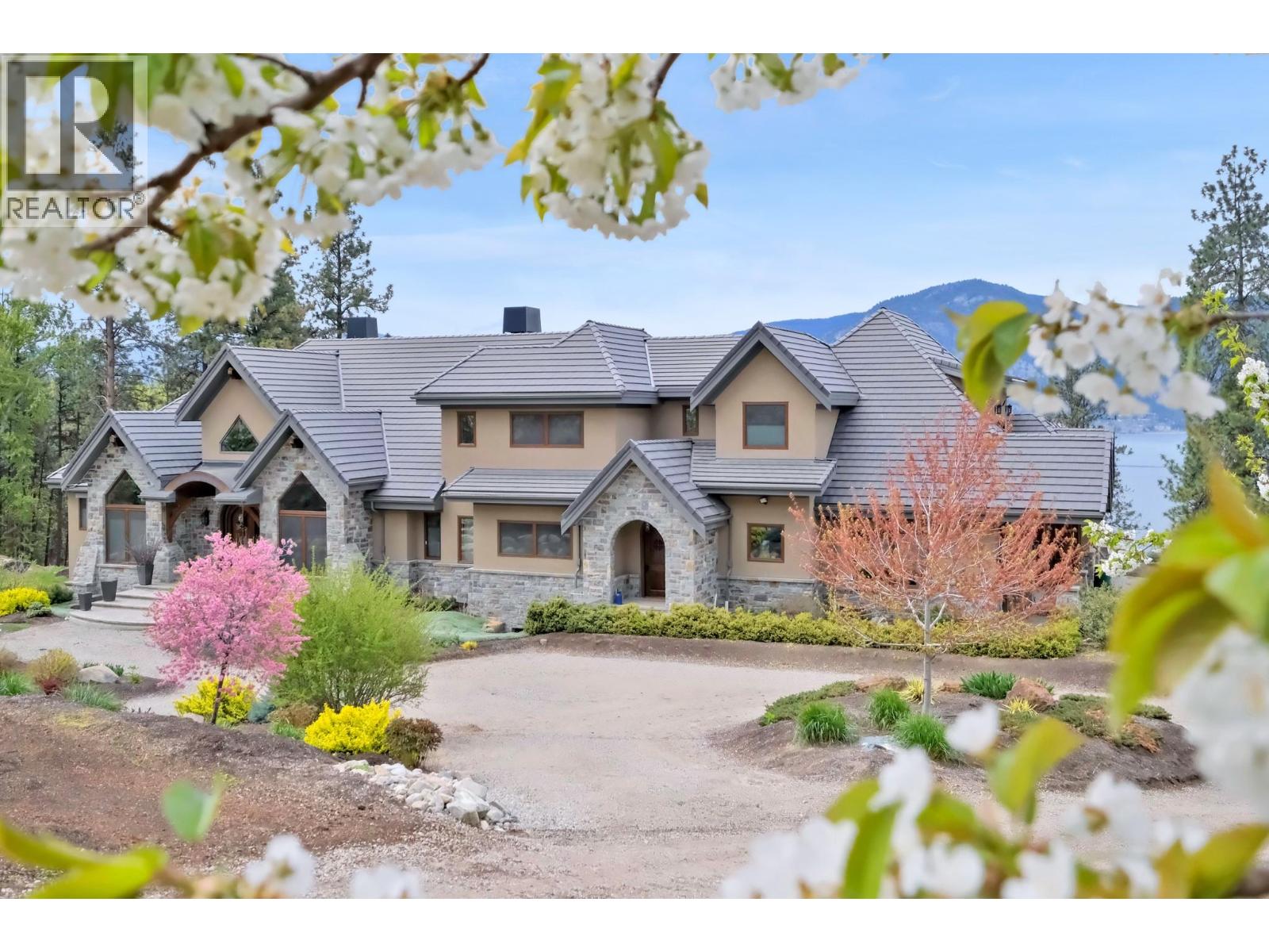 2119 Naramata Road, Naramata, British Columbia  V0H 1N1 - Photo 4 - 10378032