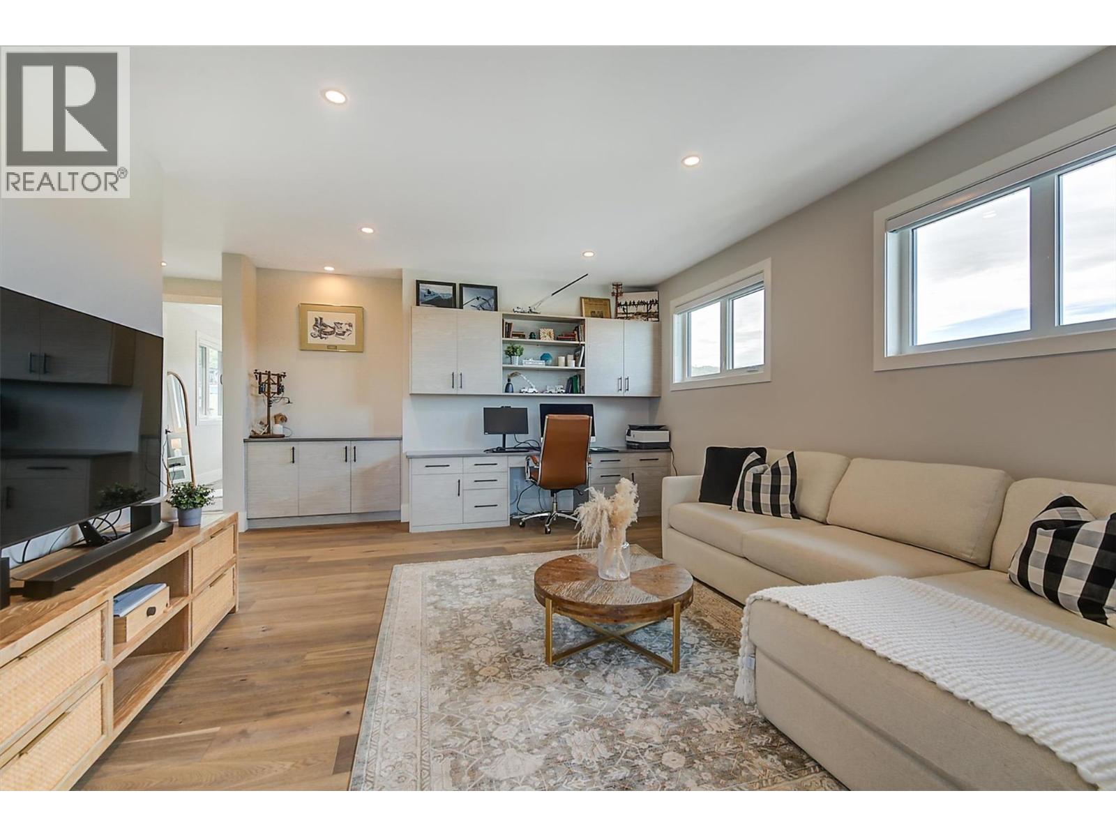 1612 Vincent Place, Kelowna, British Columbia  V1W 5N9 - Photo 56 - 10381438