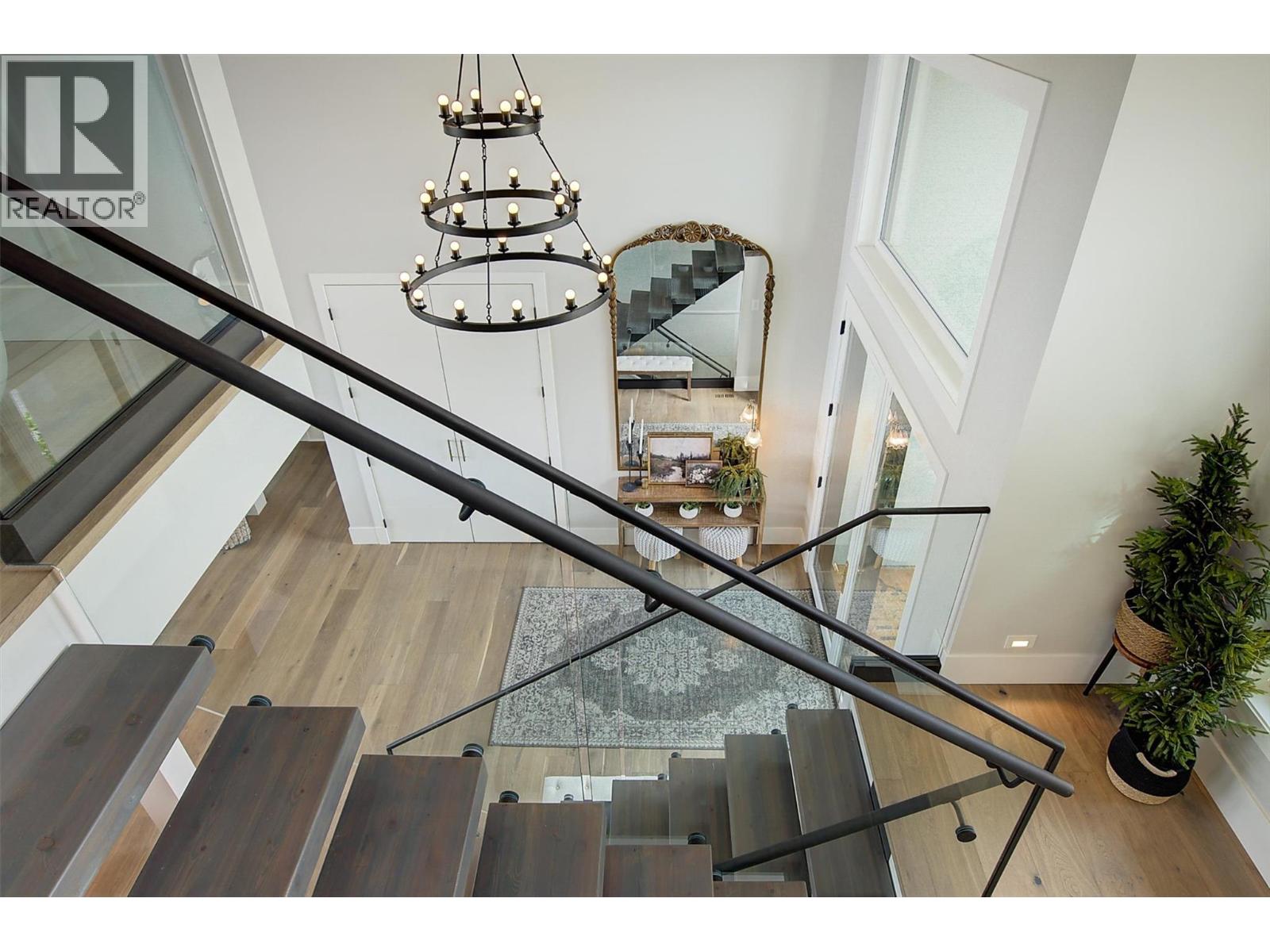 1612 Vincent Place, Kelowna, British Columbia  V1W 5N9 - Photo 68 - 10381438