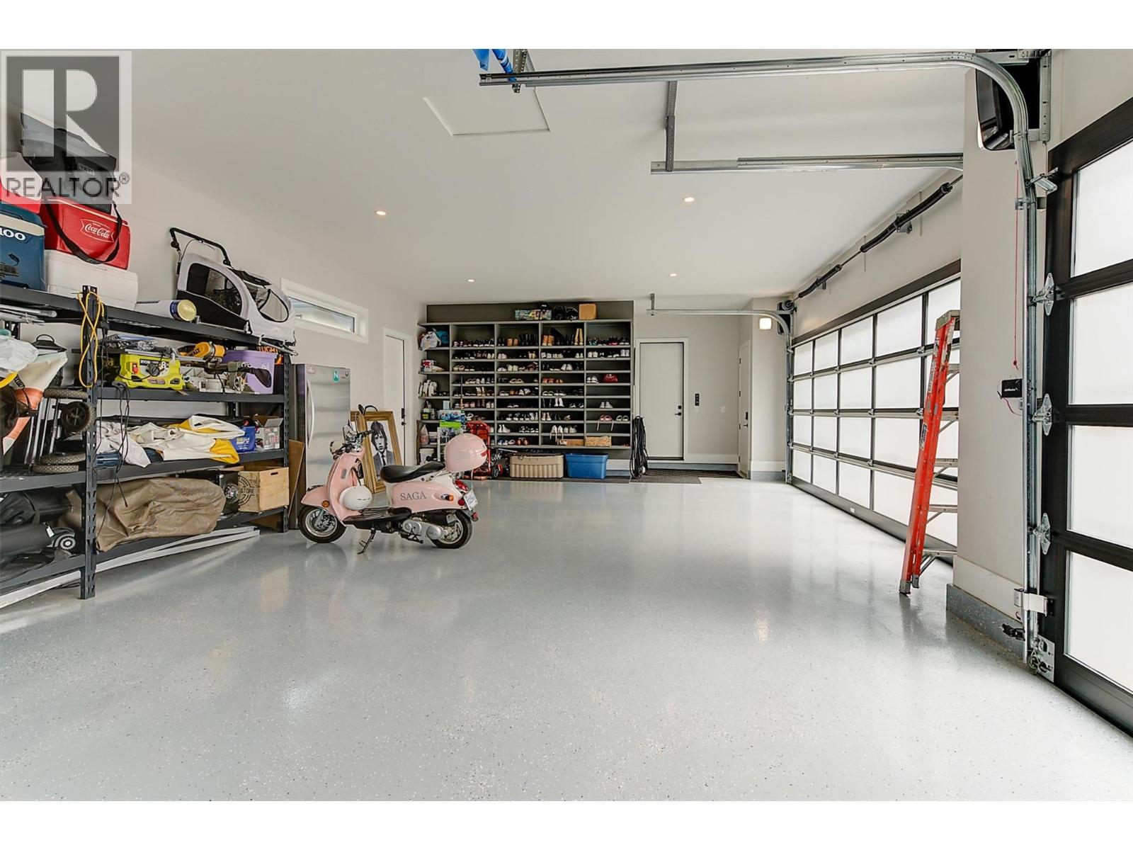 1612 Vincent Place, Kelowna, British Columbia  V1W 5N9 - Photo 81 - 10381438