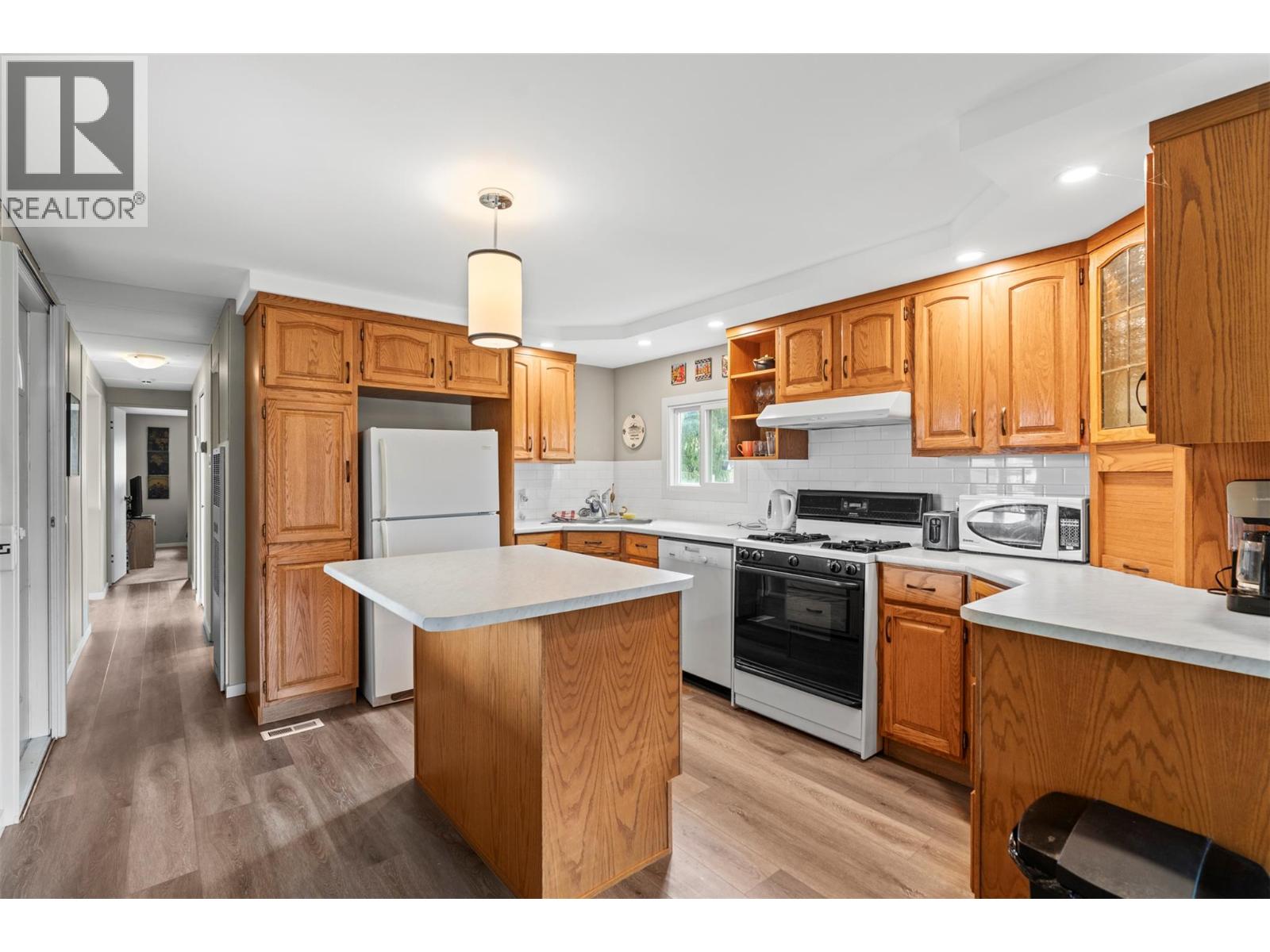 2727 Lakeshore Road Unit# 101, Vernon, British Columbia  V1H 1X5 - Photo 17 - 10380057