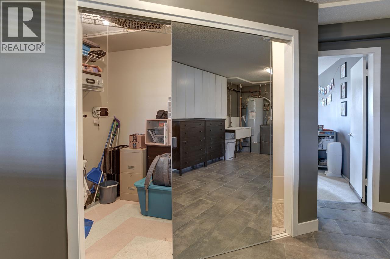 2270 Greenfield Avenue, Kamloops, British Columbia  V2B 4P3 - Photo 25 - 10381640