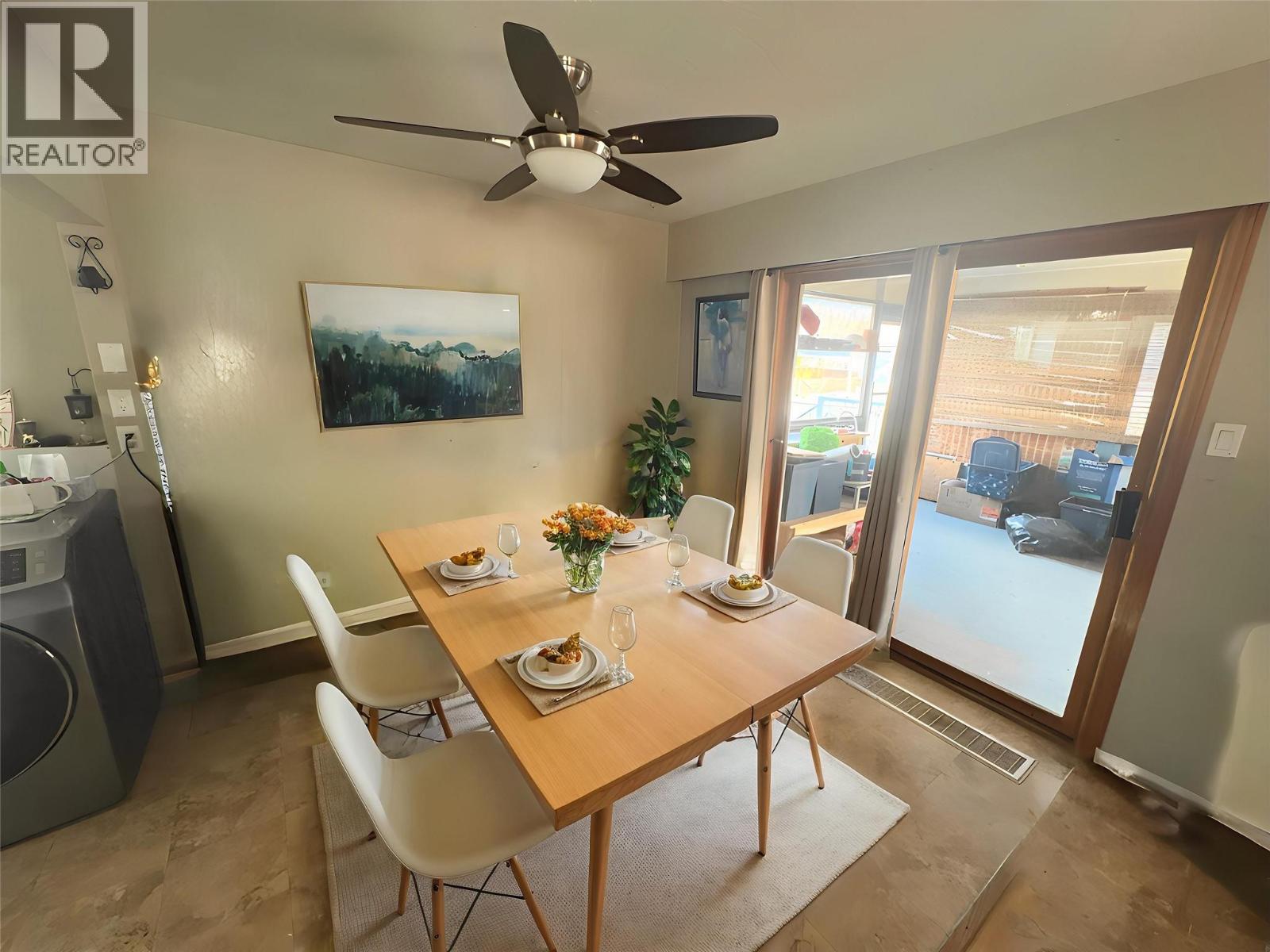 2270 Greenfield Avenue, Kamloops, British Columbia  V2B 4P3 - Photo 4 - 10381640