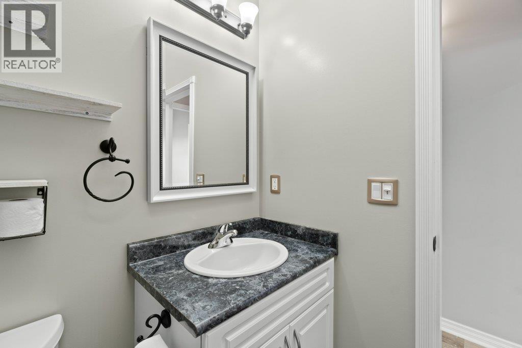 2860 15 Avenue Ne, Salmon Arm, British Columbia  V1E 2B6 - Photo 16 - 10381443