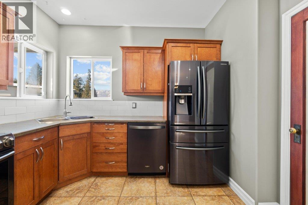 2860 15 Avenue Ne, Salmon Arm, British Columbia  V1E 2B6 - Photo 24 - 10381443