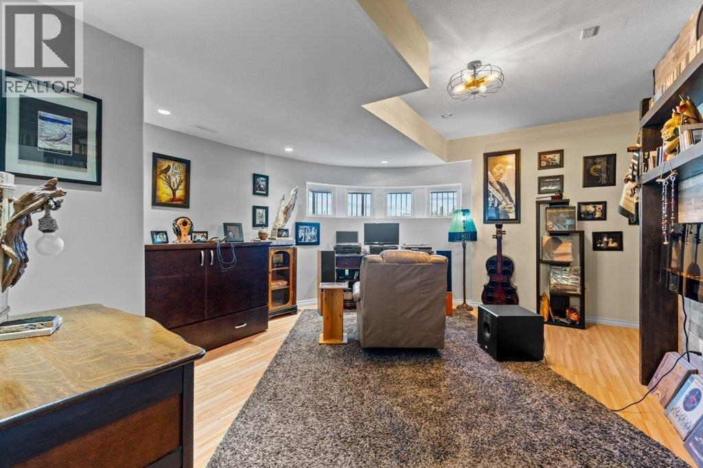 2860 15 Avenue Ne, Salmon Arm, British Columbia  V1E 2B6 - Photo 45 - 10381443