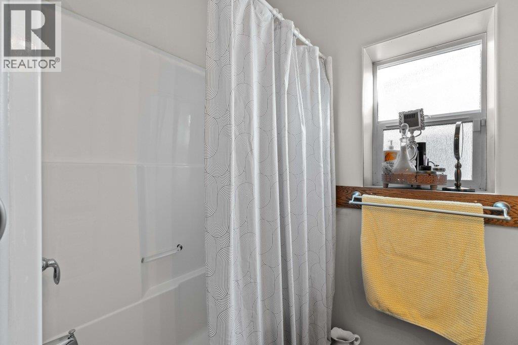 2860 15 Avenue Ne, Salmon Arm, British Columbia  V1E 2B6 - Photo 49 - 10381443