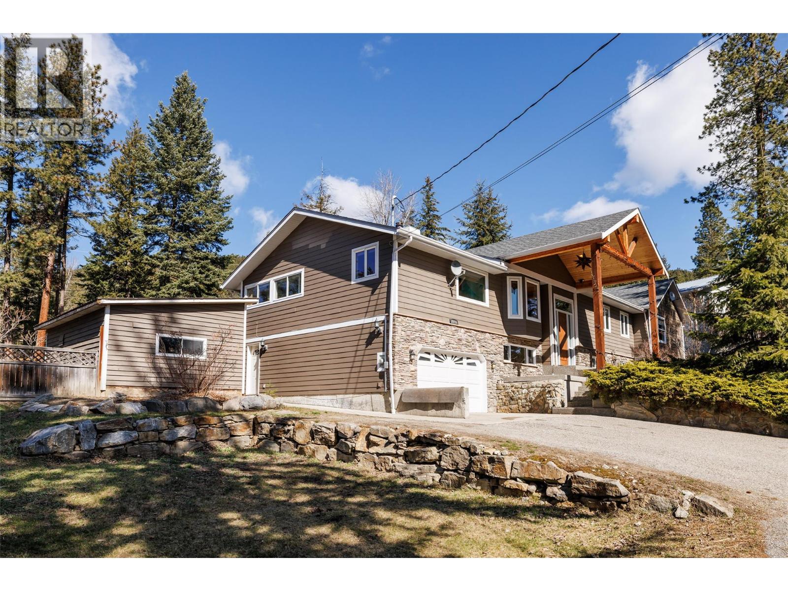 7992 Falcon Ridge Crescent, Kelowna, British Columbia  V1P 1J2 - Photo 1 - 10381130