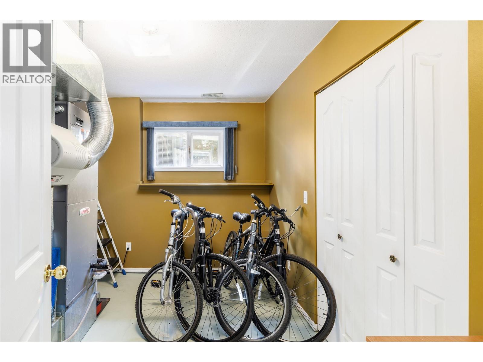 7992 Falcon Ridge Crescent, Kelowna, British Columbia  V1P 1J2 - Photo 29 - 10381130