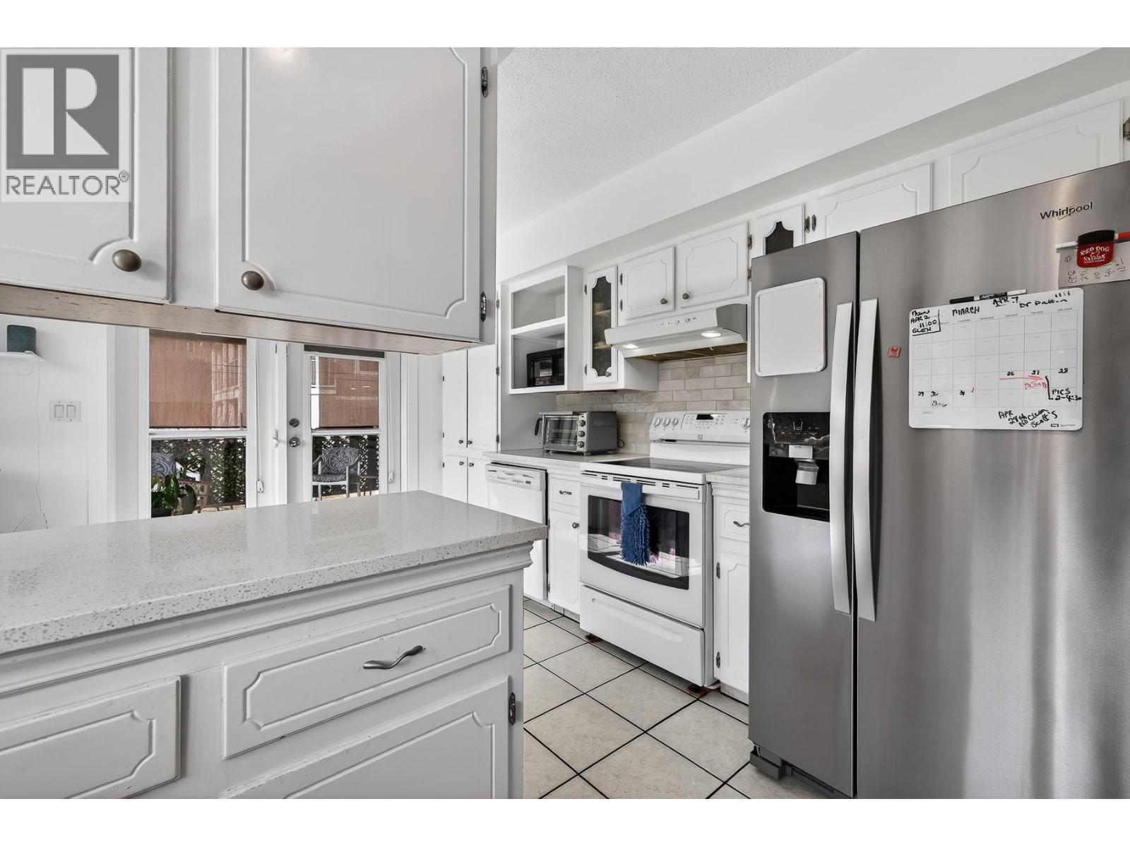 6100 Macdonald Street, Summerland, British Columbia  V0H 1Z1 - Photo 12 - 10380807