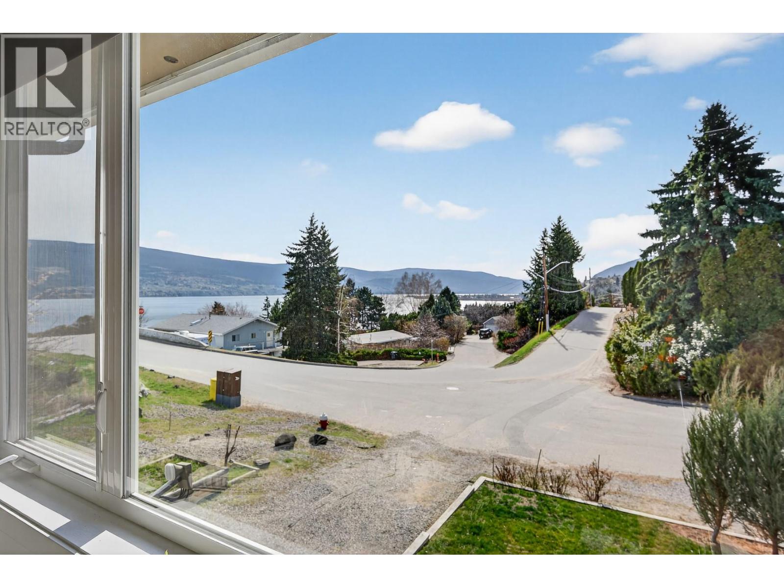 6100 Macdonald Street, Summerland, British Columbia  V0H 1Z1 - Photo 2 - 10380807