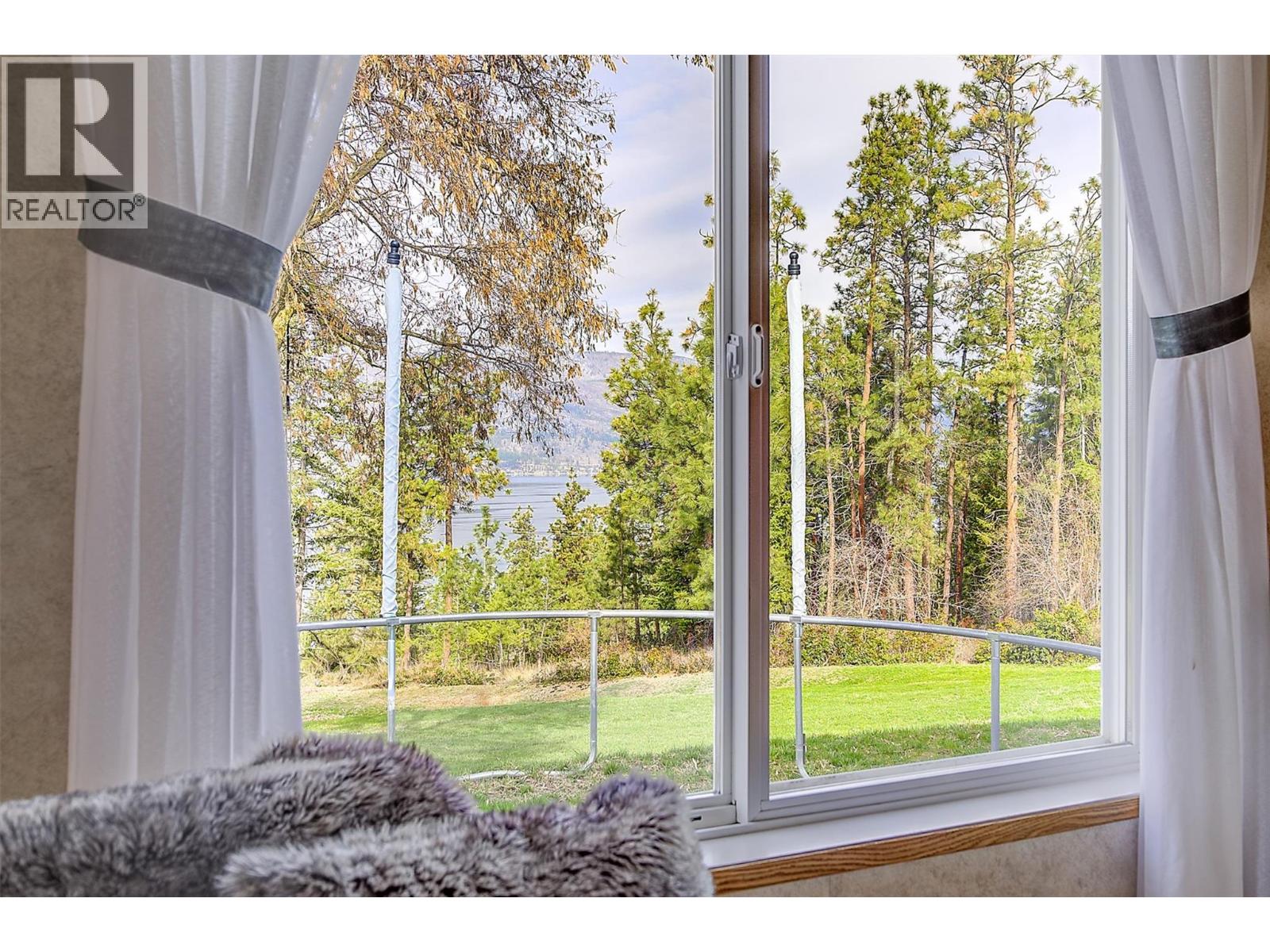 5574 Stubbs Road, Lake Country, British Columbia  V4V 1N1 - Photo 15 - 10380599