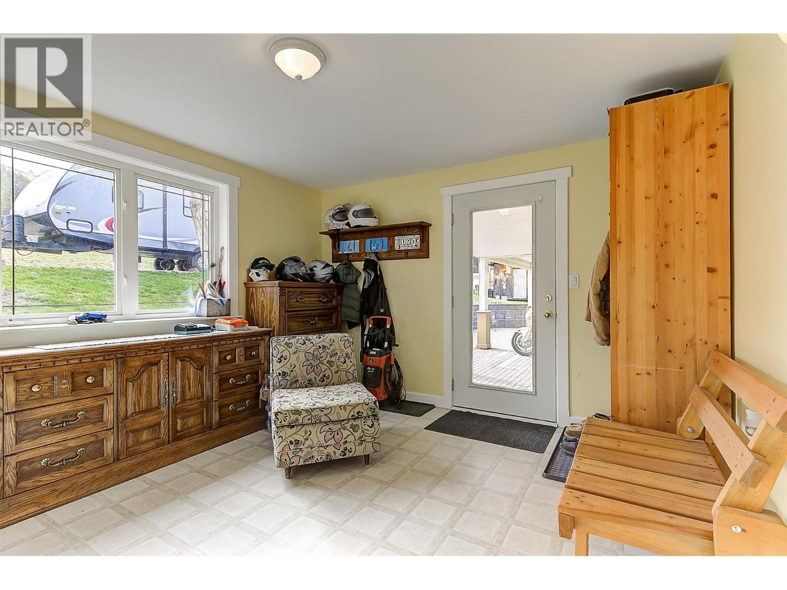 5574 Stubbs Road, Lake Country, British Columbia  V4V 1N1 - Photo 32 - 10380599