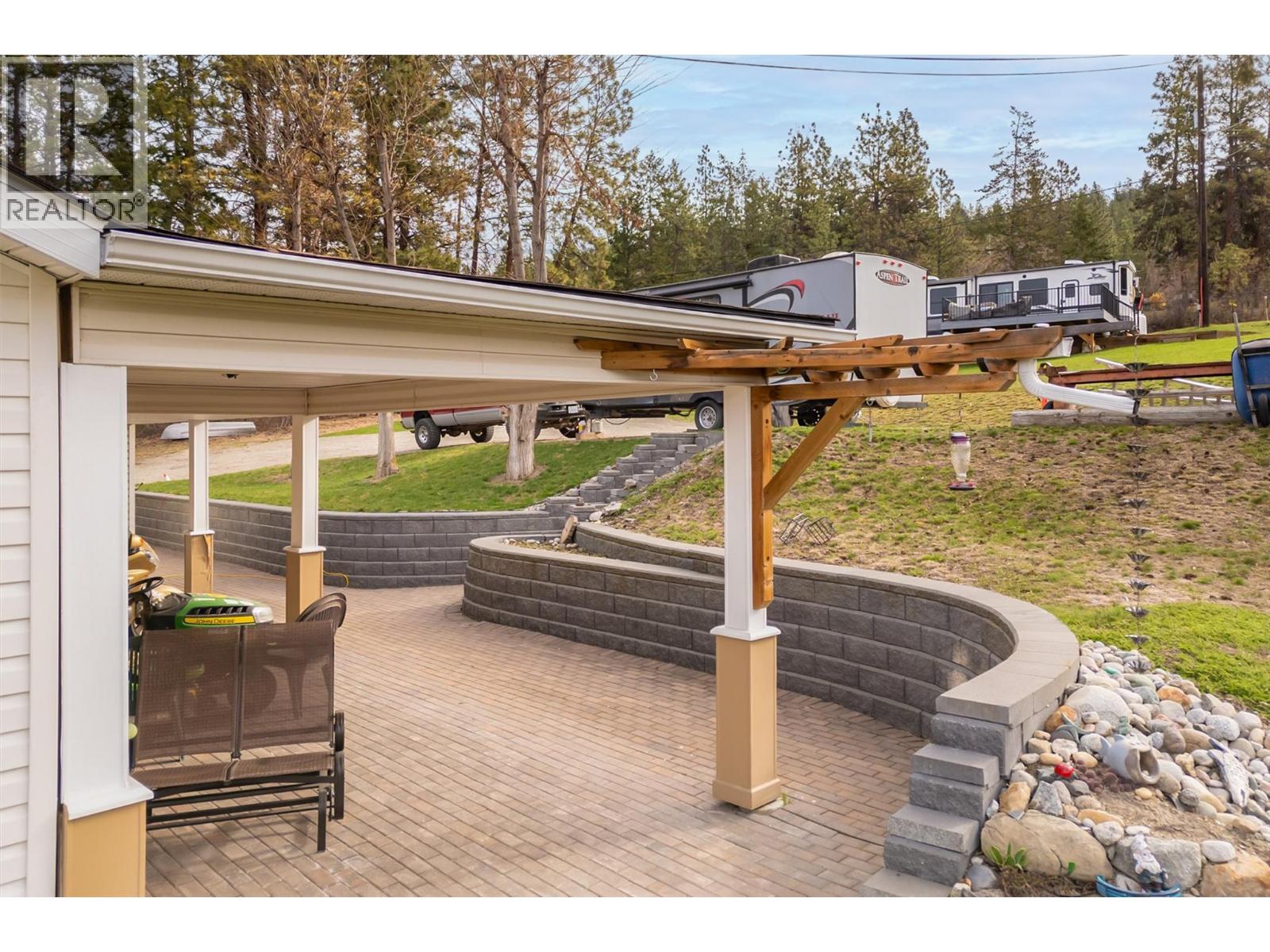 5574 Stubbs Road, Lake Country, British Columbia  V4V 1N1 - Photo 35 - 10380599