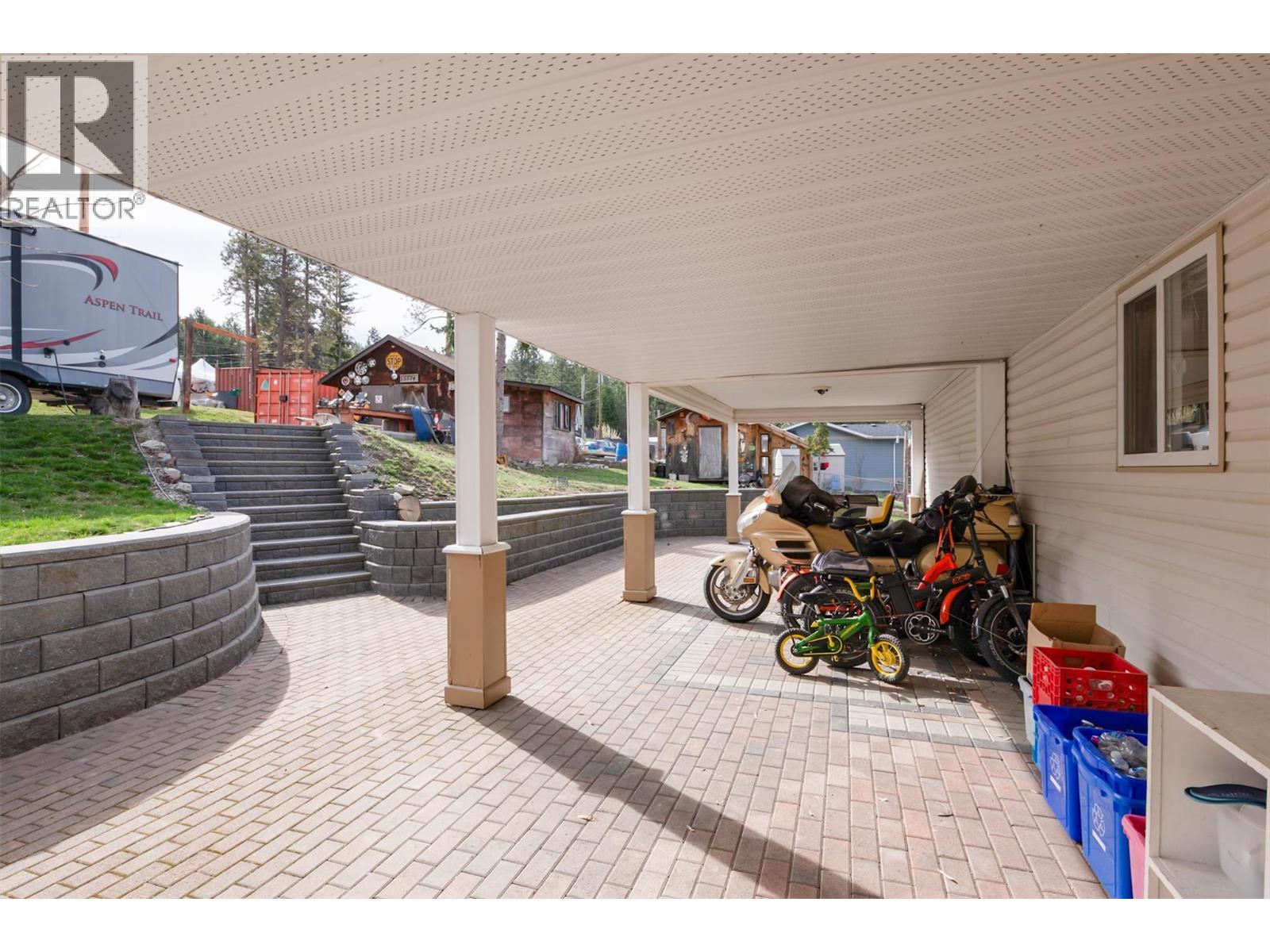 5574 Stubbs Road, Lake Country, British Columbia  V4V 1N1 - Photo 36 - 10380599