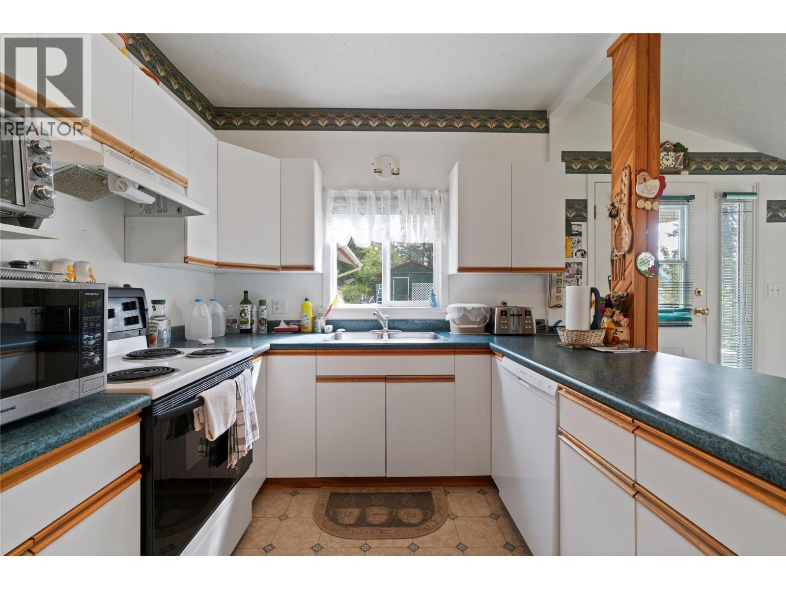 6497 Lindsay Road, Magna Bay, British Columbia  V0E 1M7 - Photo 20 - 10381476