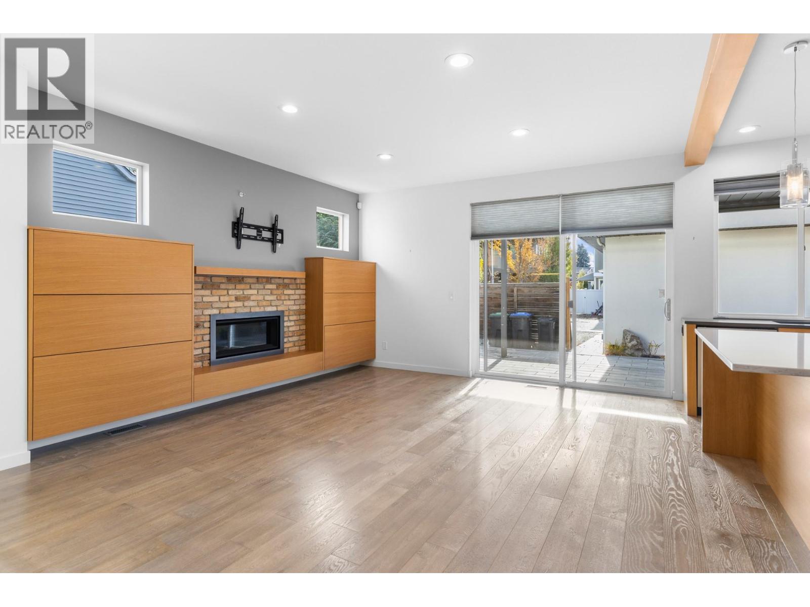 443 Christleton Avenue, Kelowna, British Columbia  V1Y 5H9 - Photo 5 - 10381230