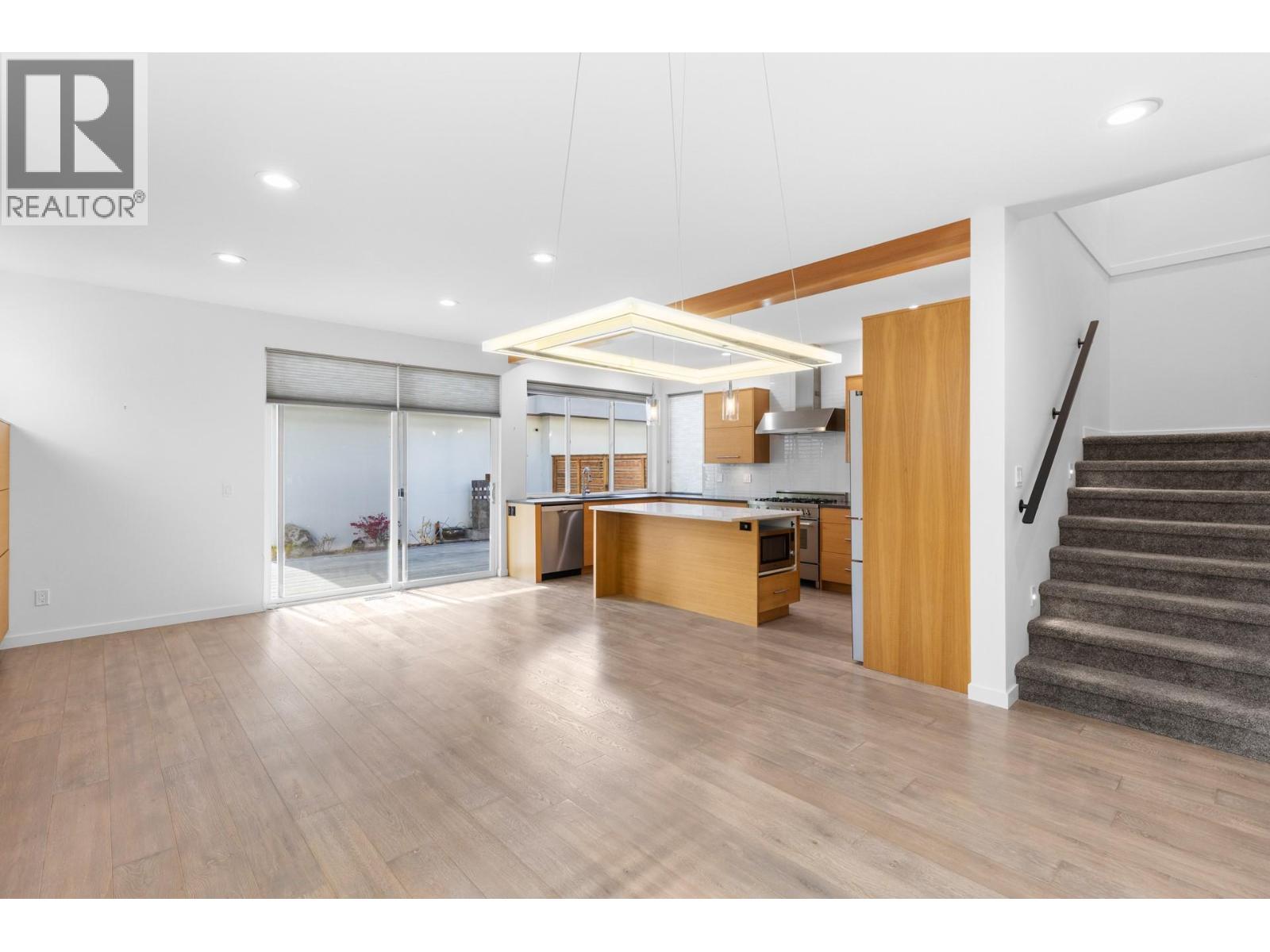 443 Christleton Avenue, Kelowna, British Columbia  V1Y 5H9 - Photo 7 - 10381230