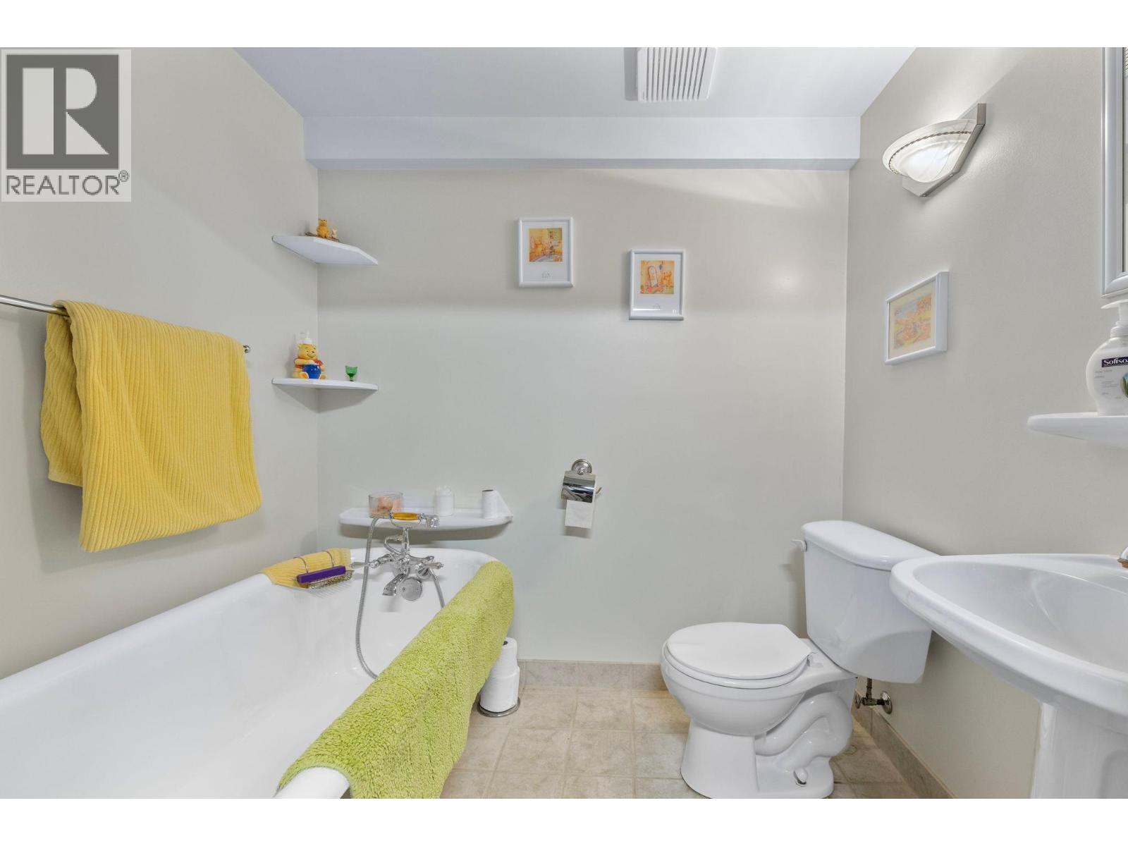 2429 Gosset Road, West Kelowna, British Columbia  V4T 1P4 - Photo 37 - 10380945