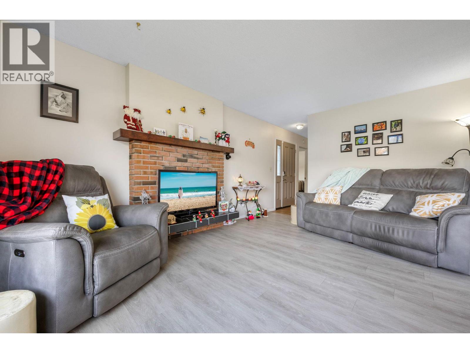 2429 Gosset Road, West Kelowna, British Columbia  V4T 1P4 - Photo 8 - 10380945