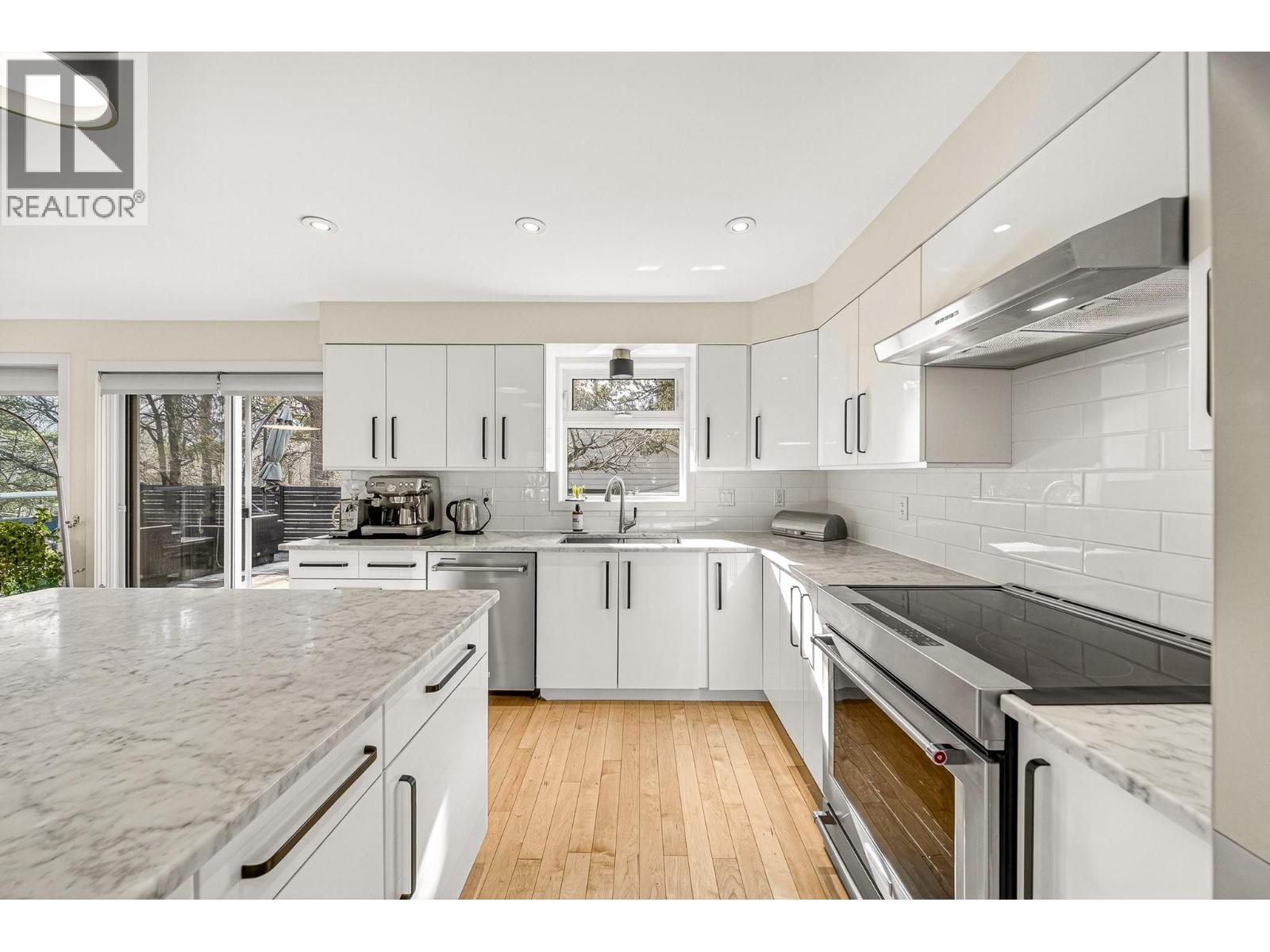 37 Park Crescent, Fernie, British Columbia  V0B 1M3 - Photo 25 - 10380936