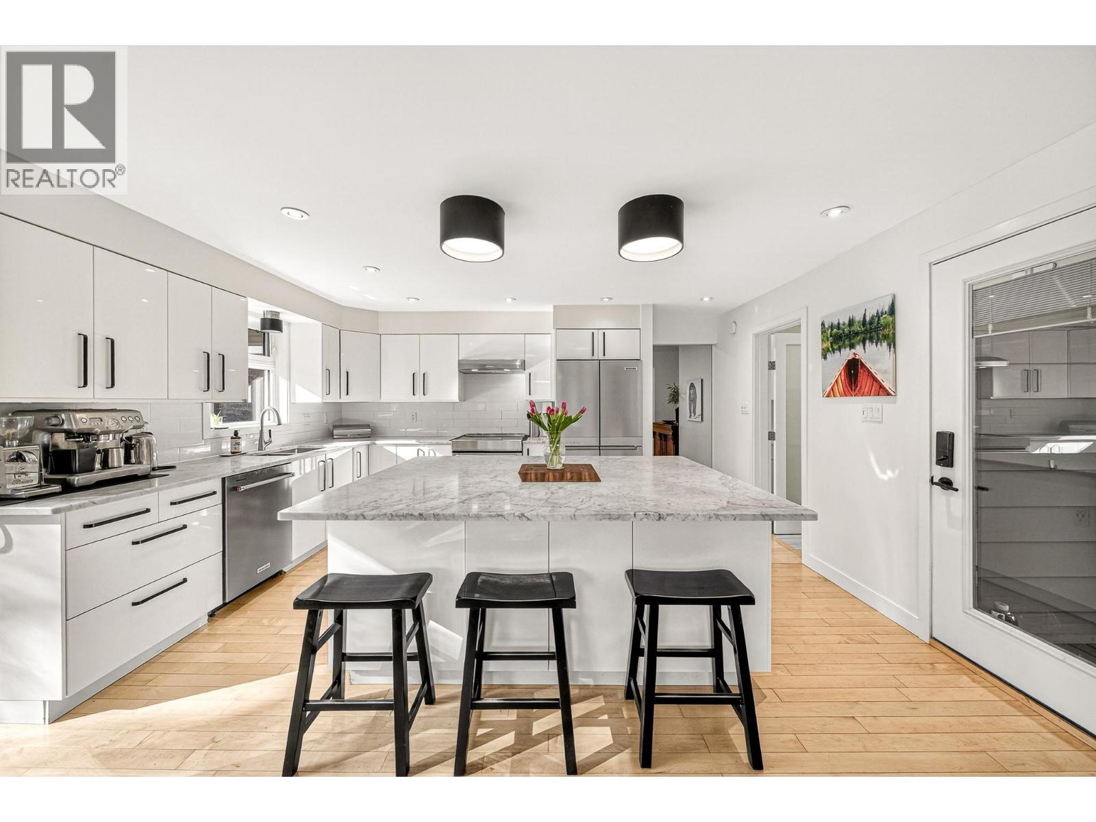 37 Park Crescent, Fernie, British Columbia  V0B 1M3 - Photo 28 - 10380936