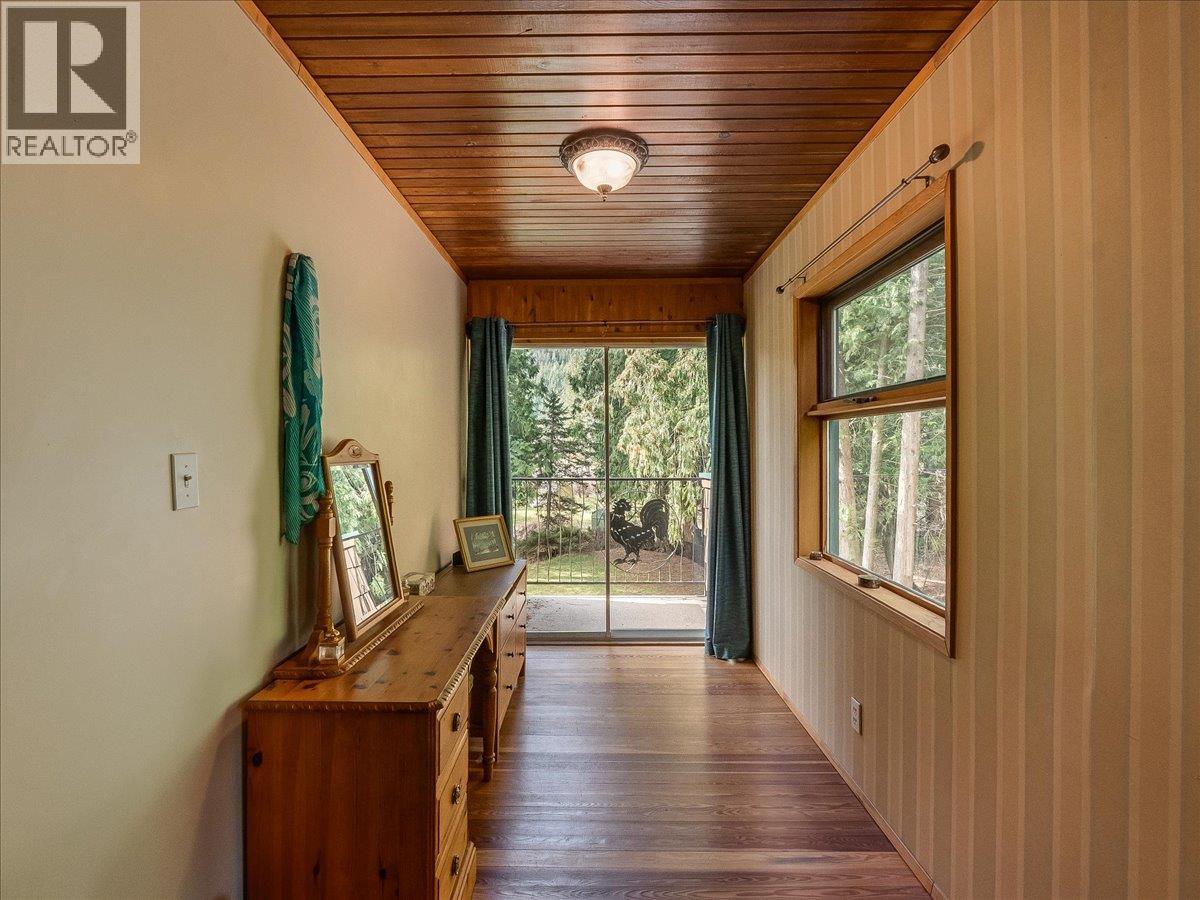 2827 Evin Road, Slocan Park, British Columbia  V0G 2E0 - Photo 54 - 10381350