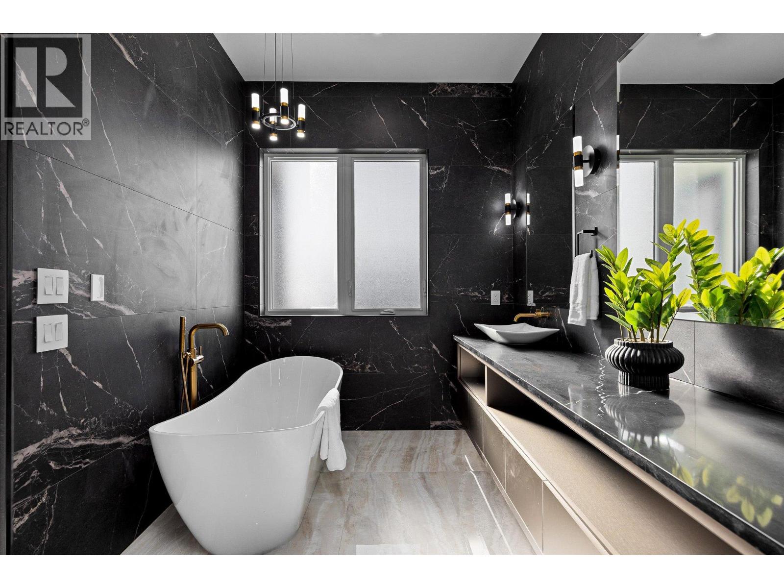 1343 Vineyard Drive, West Kelowna, British Columbia  V4T 0E9 - Photo 33 - 10381228