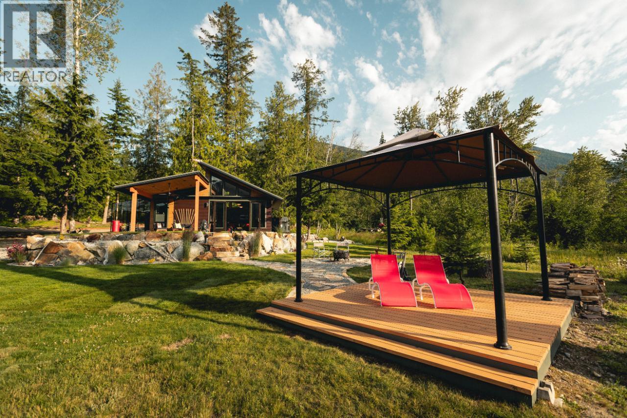 179 Kootenay Lake Road, Procter, British Columbia  V0G 1V0 - Photo 11 - 10381015