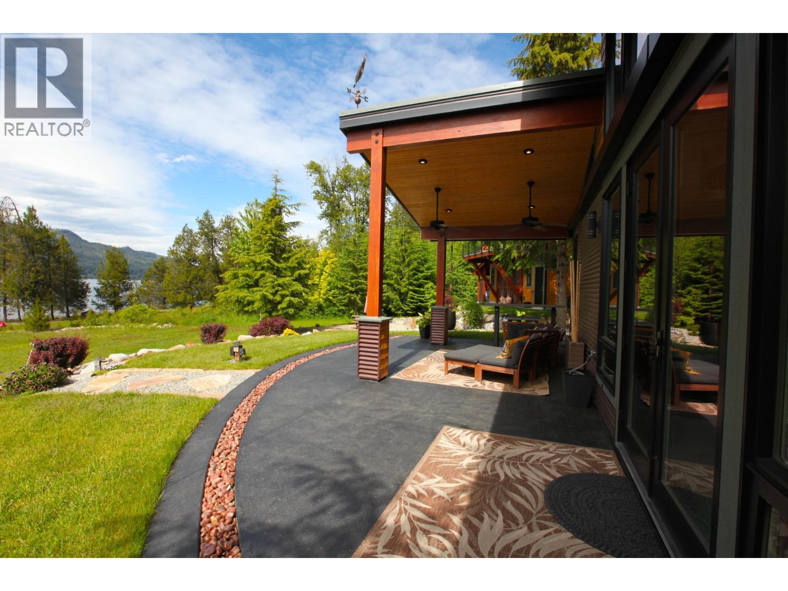 179 Kootenay Lake Road, Procter, British Columbia  V0G 1V0 - Photo 14 - 10381015