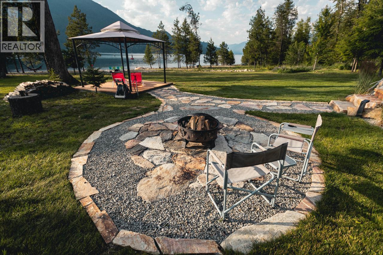 179 Kootenay Lake Road, Procter, British Columbia  V0G 1V0 - Photo 17 - 10381015