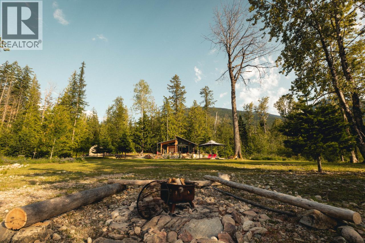 179 Kootenay Lake Road, Procter, British Columbia  V0G 1V0 - Photo 21 - 10381015