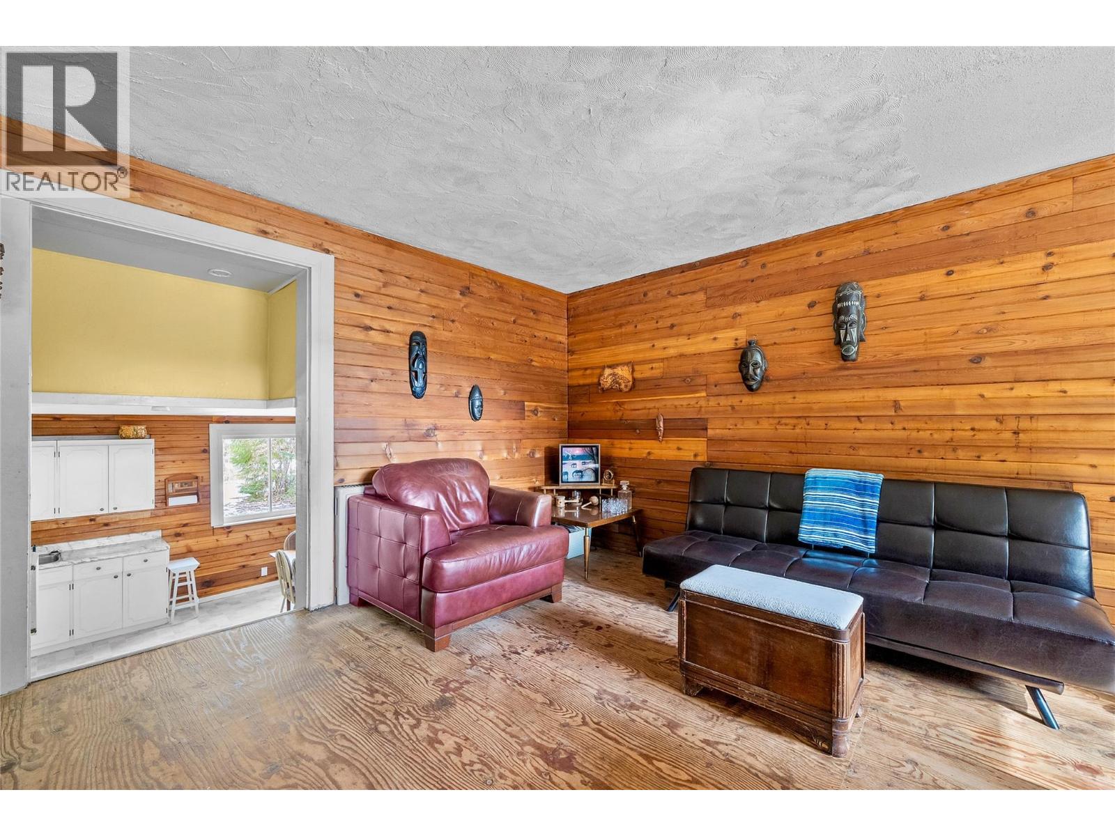 1361 Daniels Road, Seymour Arm, British Columbia  V0E 1M9 - Photo 15 - 10380082