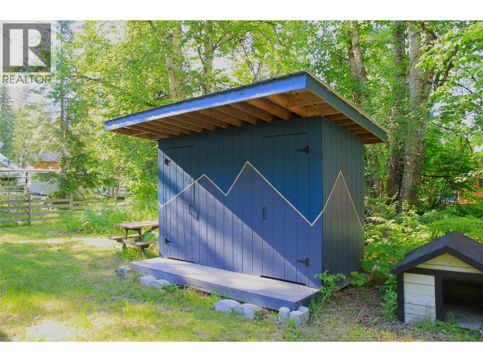 1361 Daniels Road, Seymour Arm, British Columbia  V0E 1M9 - Photo 50 - 10380082