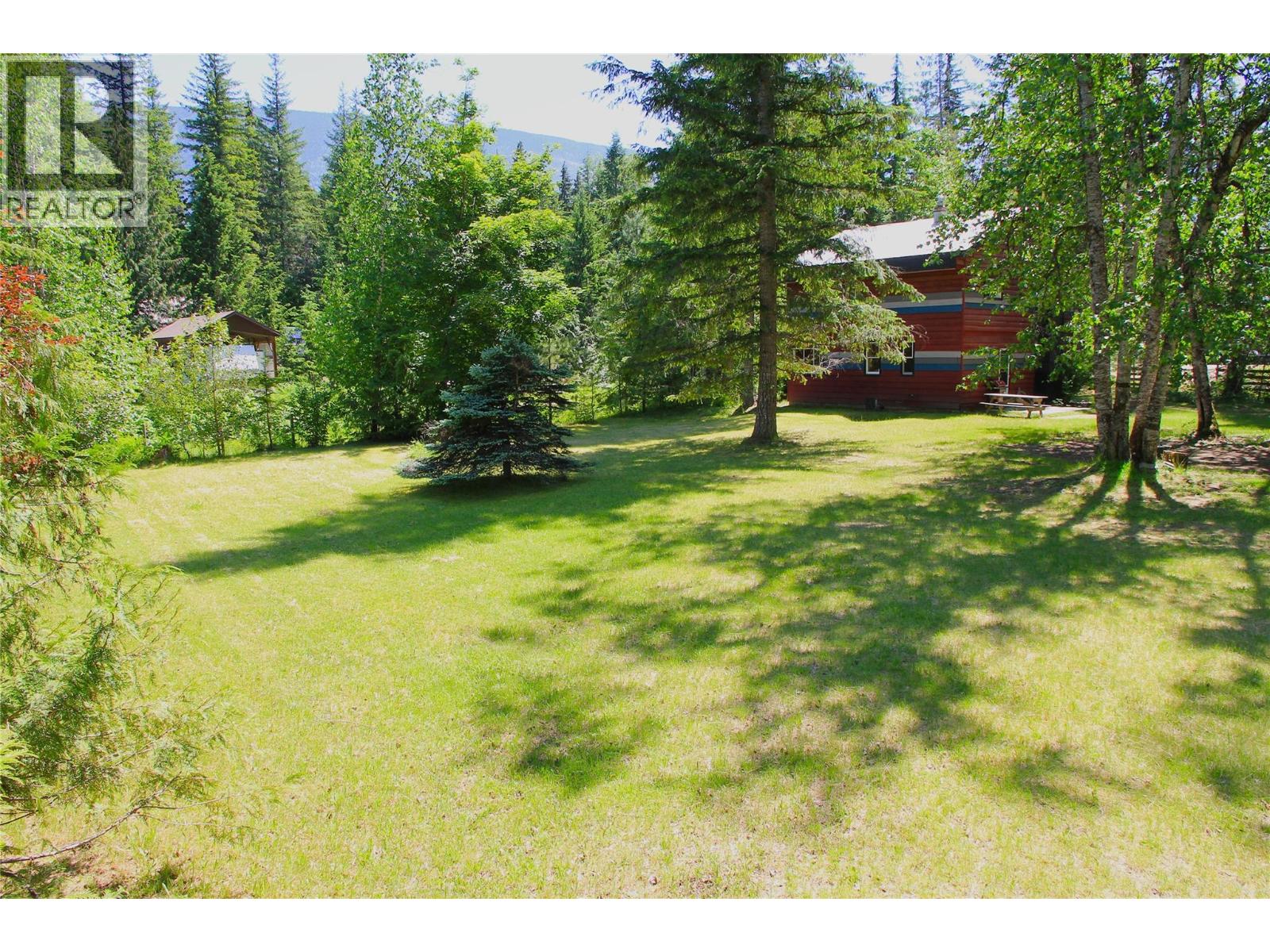 1361 Daniels Road, Seymour Arm, British Columbia  V0E 1M9 - Photo 7 - 10380082