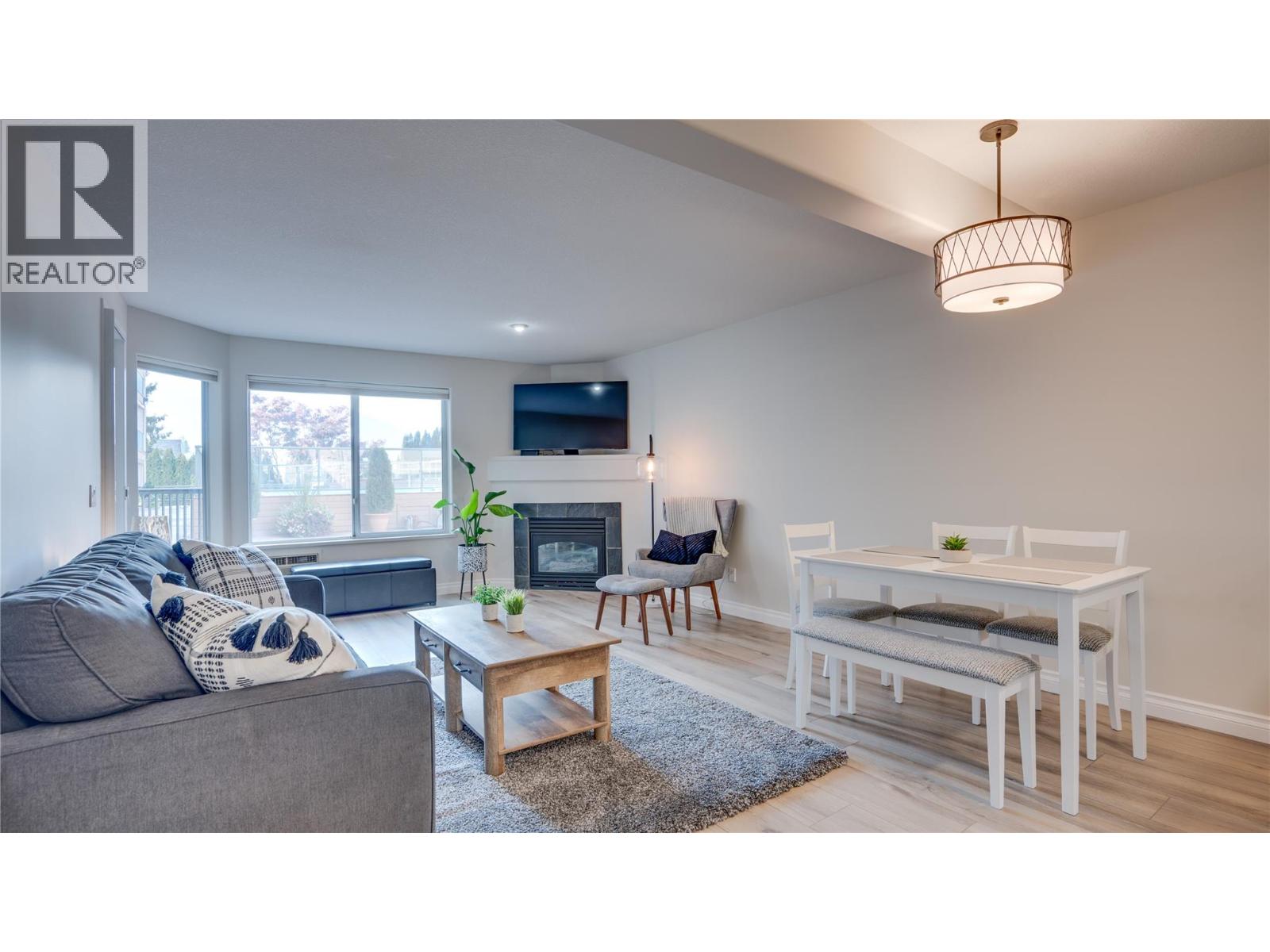 1002 Riverside Avenue Unit# 111, Sicamous, British Columbia  V0E 2V1 - Photo 1 - 10381449