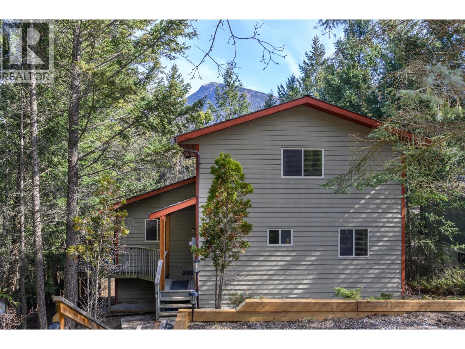 4943 Timber Way, Windermere, British Columbia  V0A 1K3 - Photo 28 - 10381247