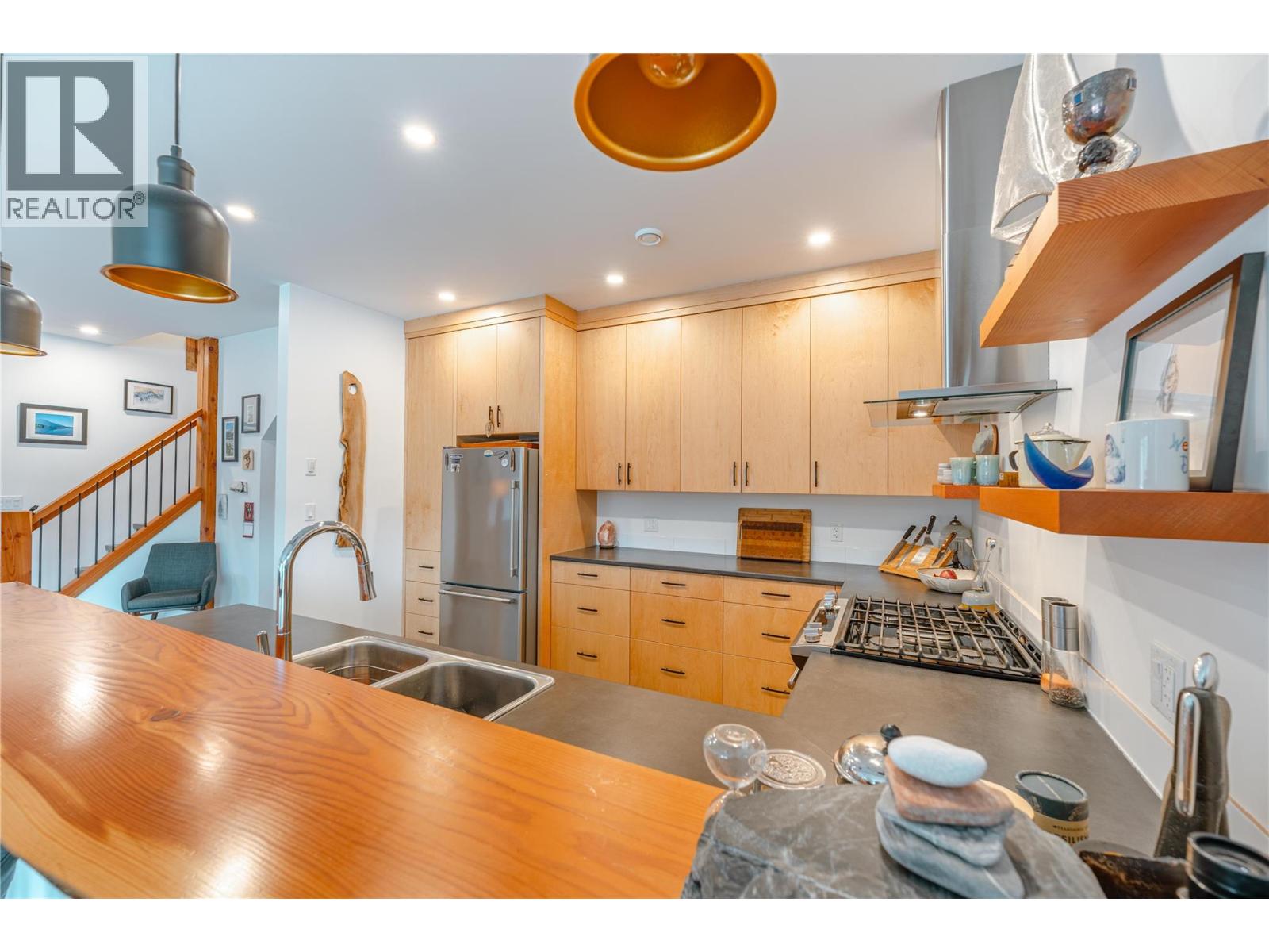 1849 Hay Road, Revelstoke, British Columbia  V0E 2S1 - Photo 12 - 10381003