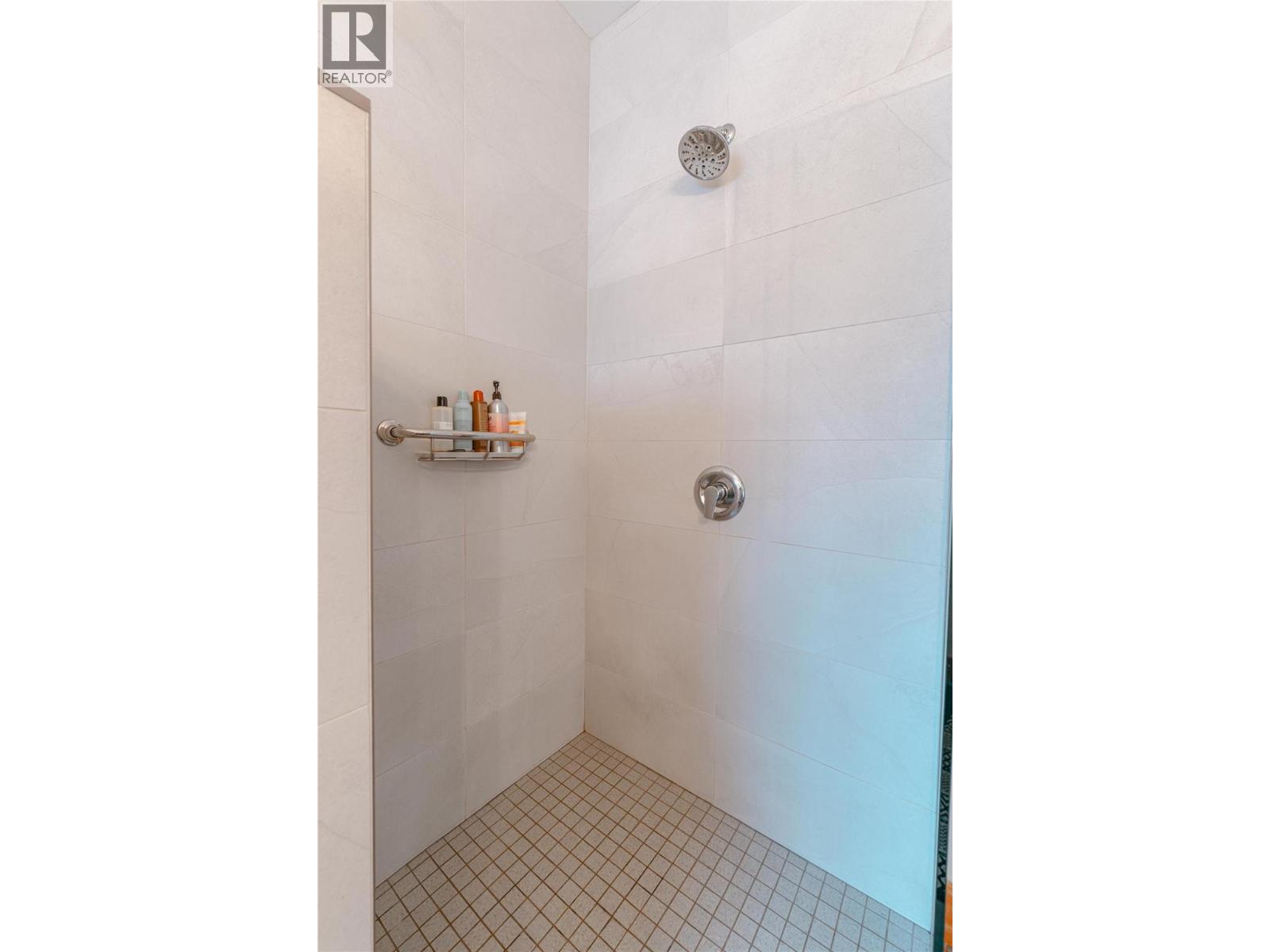 1849 Hay Road, Revelstoke, British Columbia  V0E 2S1 - Photo 20 - 10381003