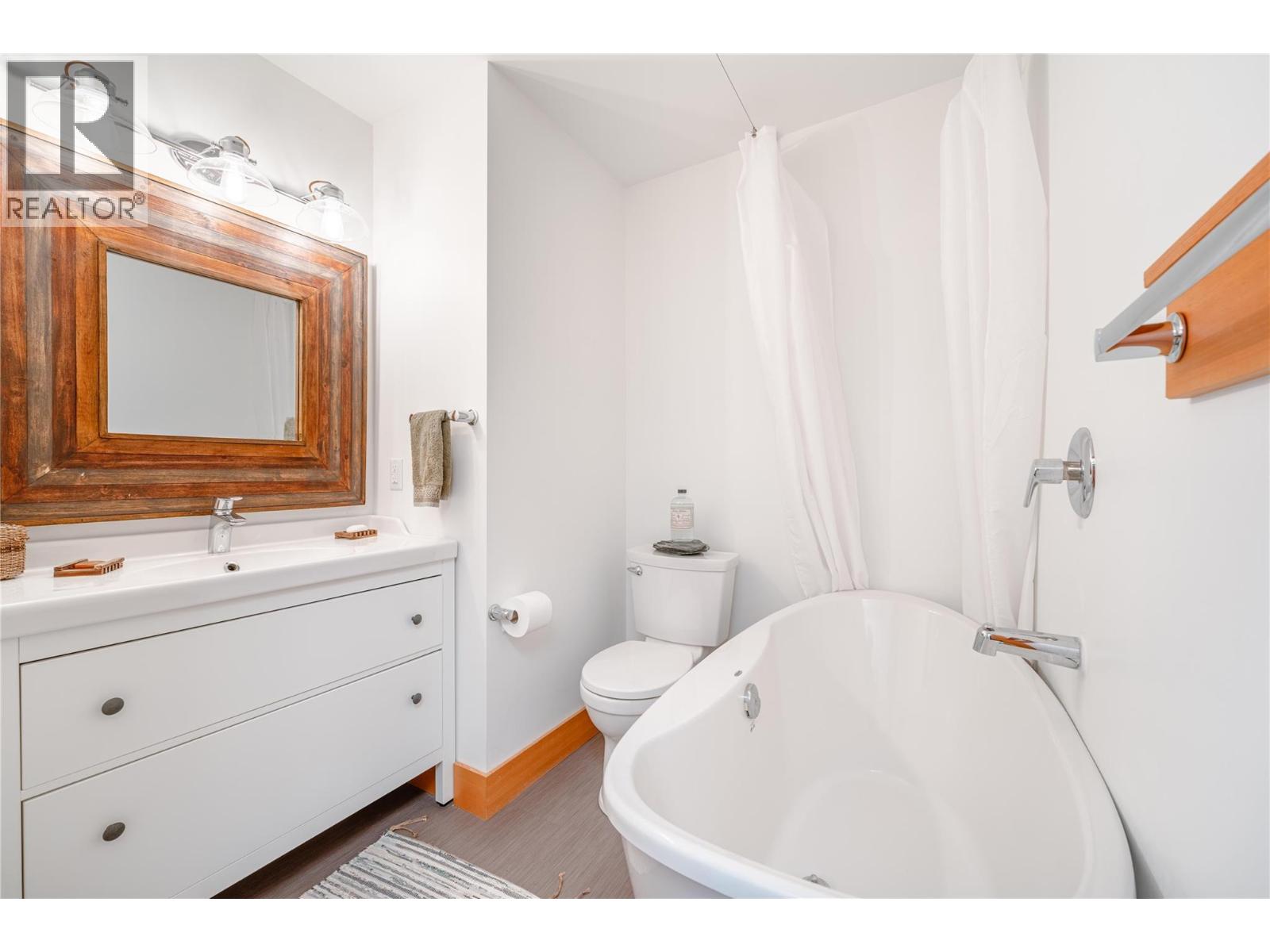 1849 Hay Road, Revelstoke, British Columbia  V0E 2S1 - Photo 27 - 10381003