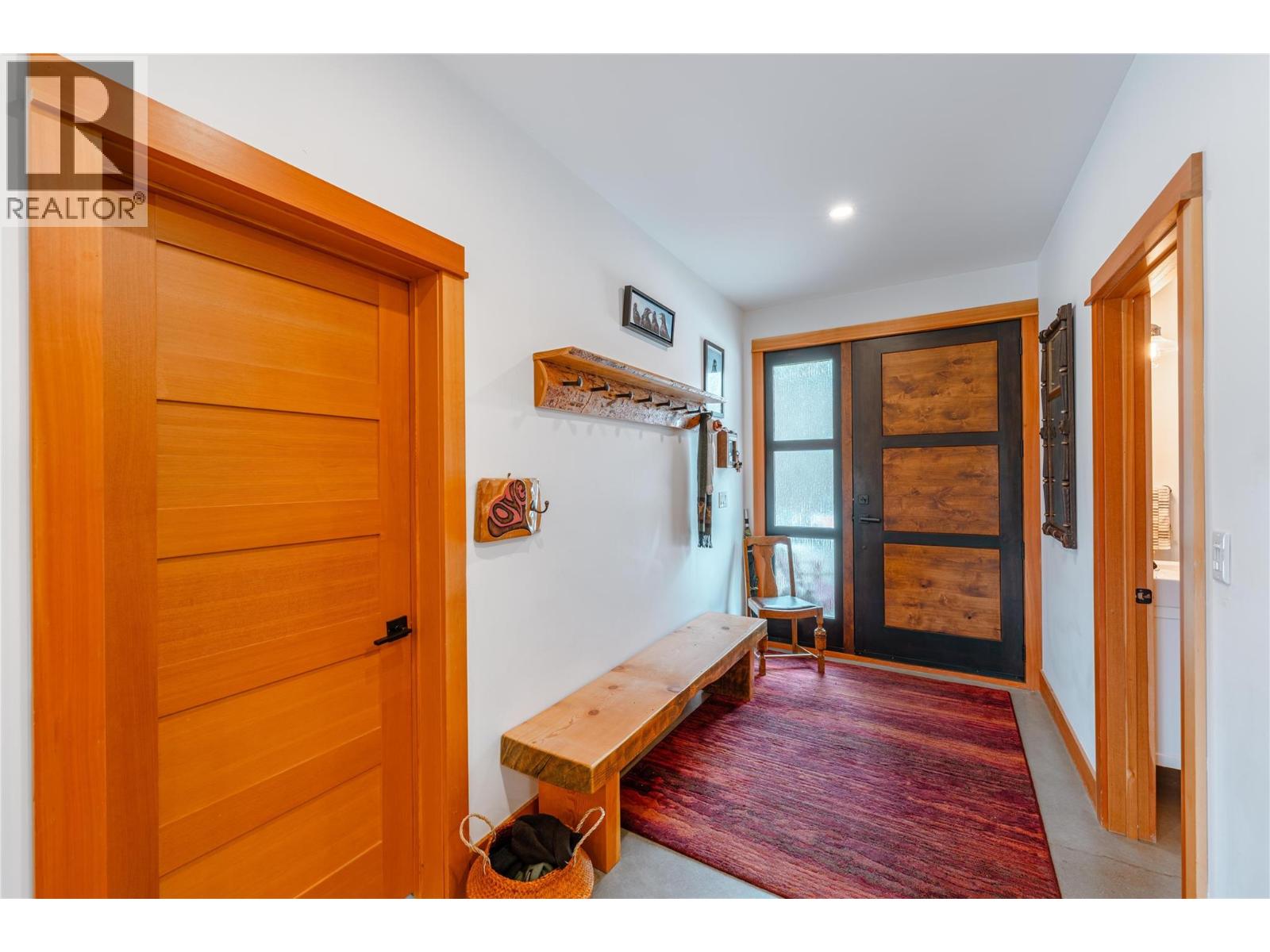 1849 Hay Road, Revelstoke, British Columbia  V0E 2S1 - Photo 5 - 10381003