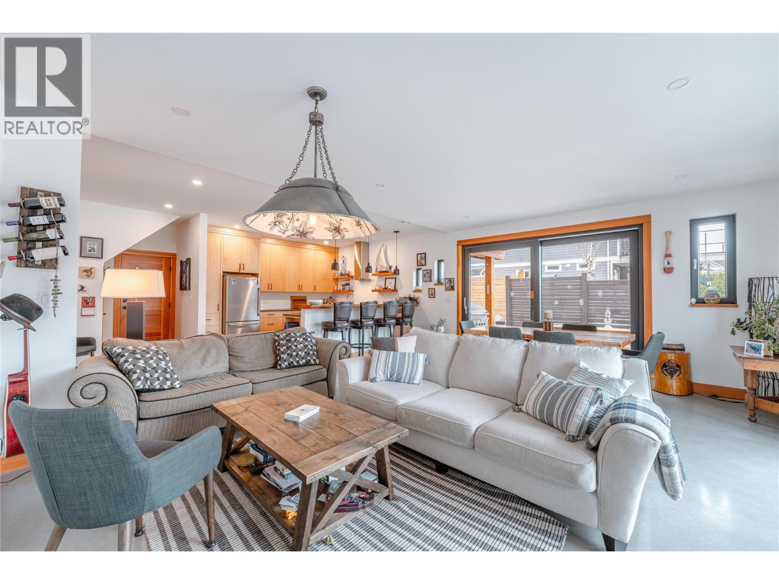 1849 Hay Road, Revelstoke, British Columbia  V0E 2S1 - Photo 8 - 10381003